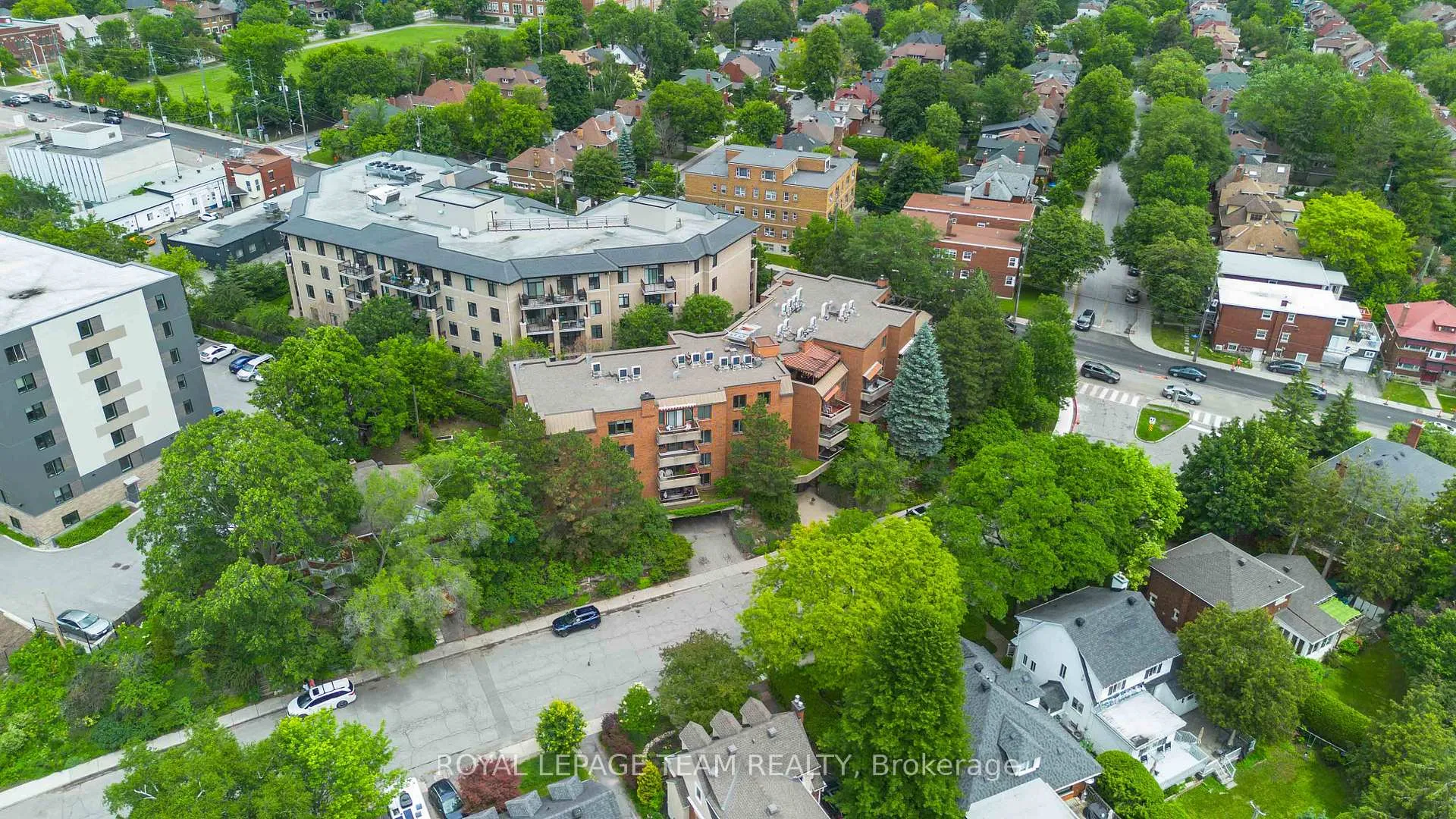 Photo 49 of Unit 301, 7 Kippewa Drive, Ottawa, Dows Lake — HOMEH
