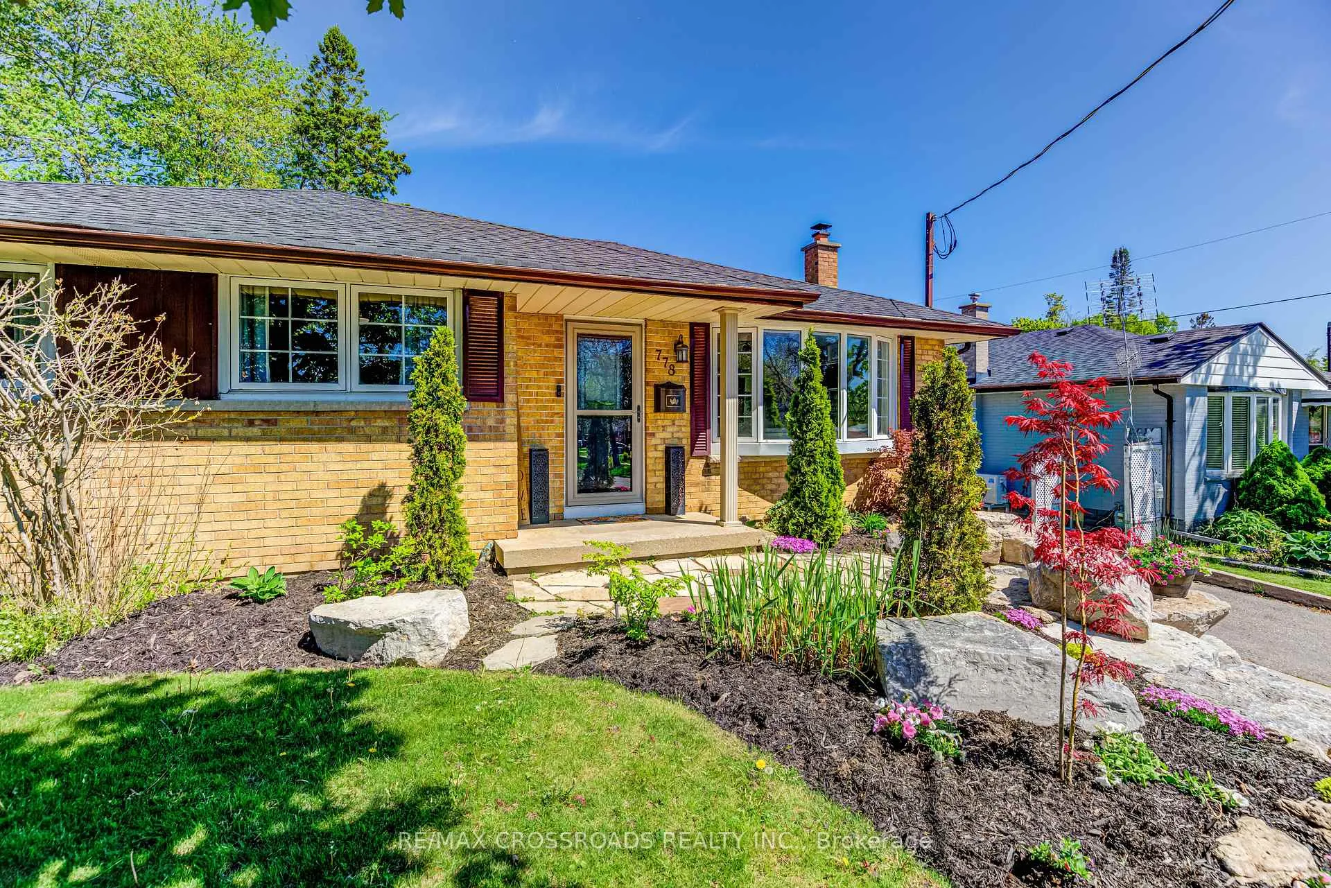 Photo 3 of 778 Tennyson Avenue, Oshawa, Donevan — HOMEH