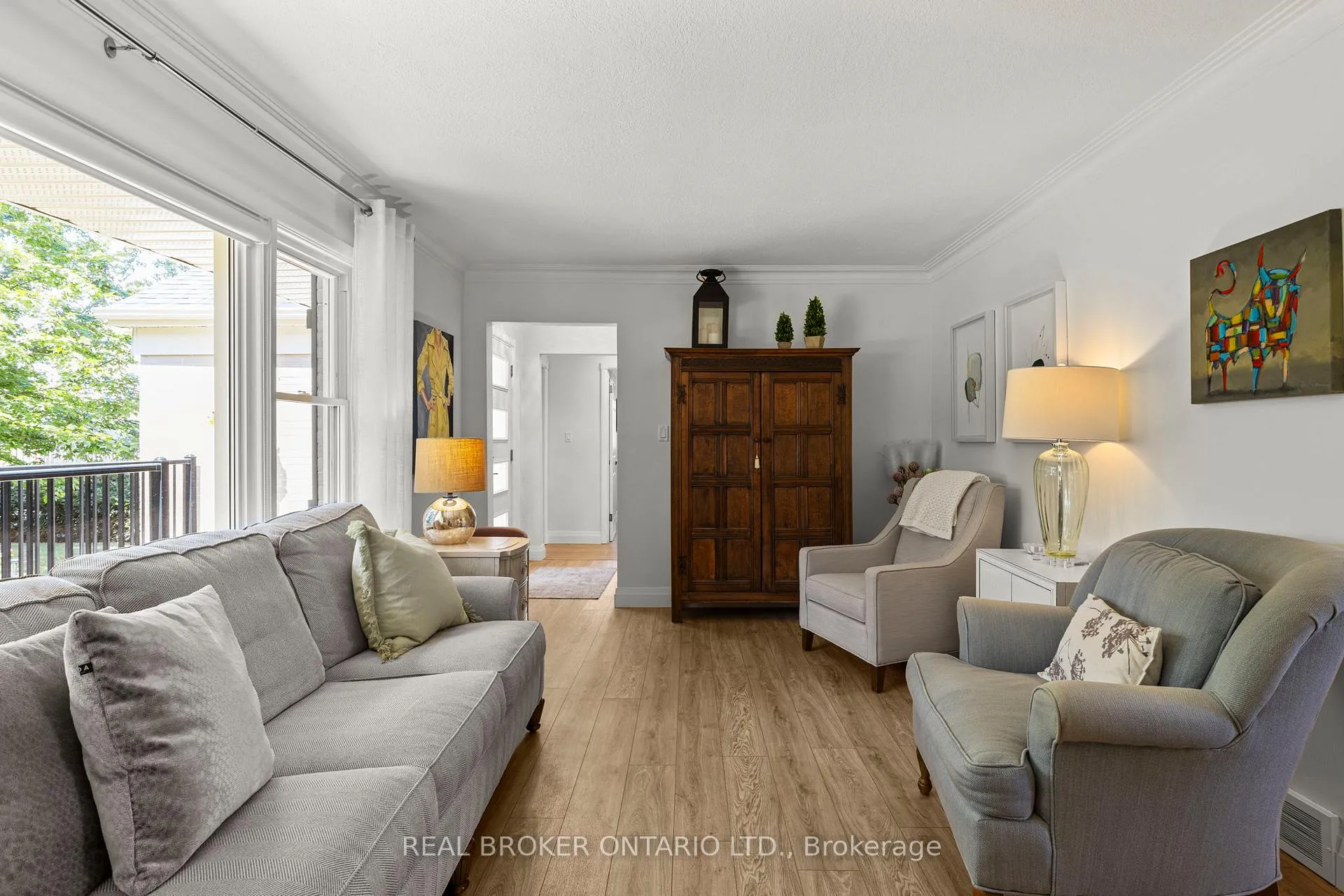 Photo 7 of 13 Borland Street W, Orillia — HOMEH