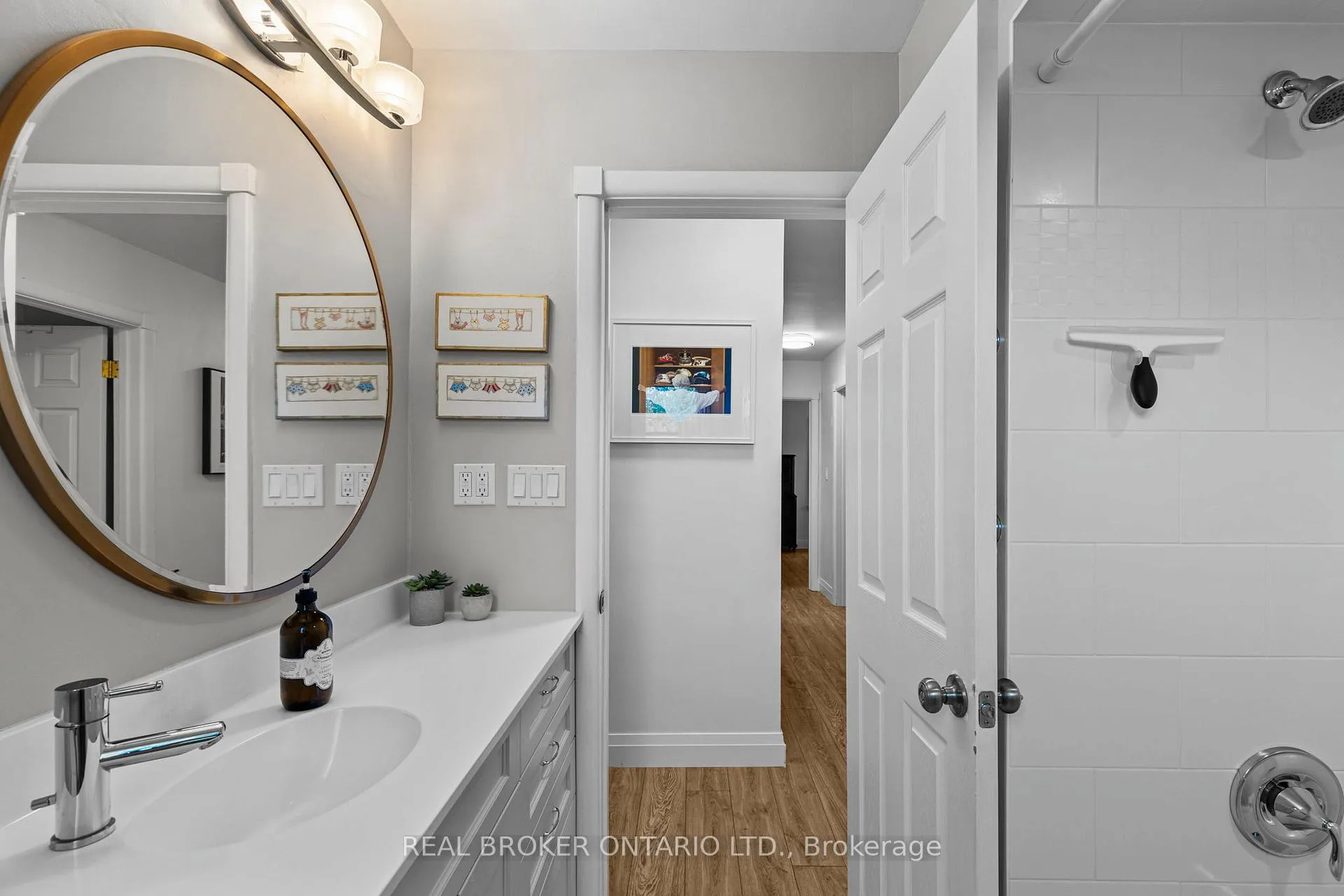 Photo 16 of 13 Borland Street W, Orillia — HOMEH