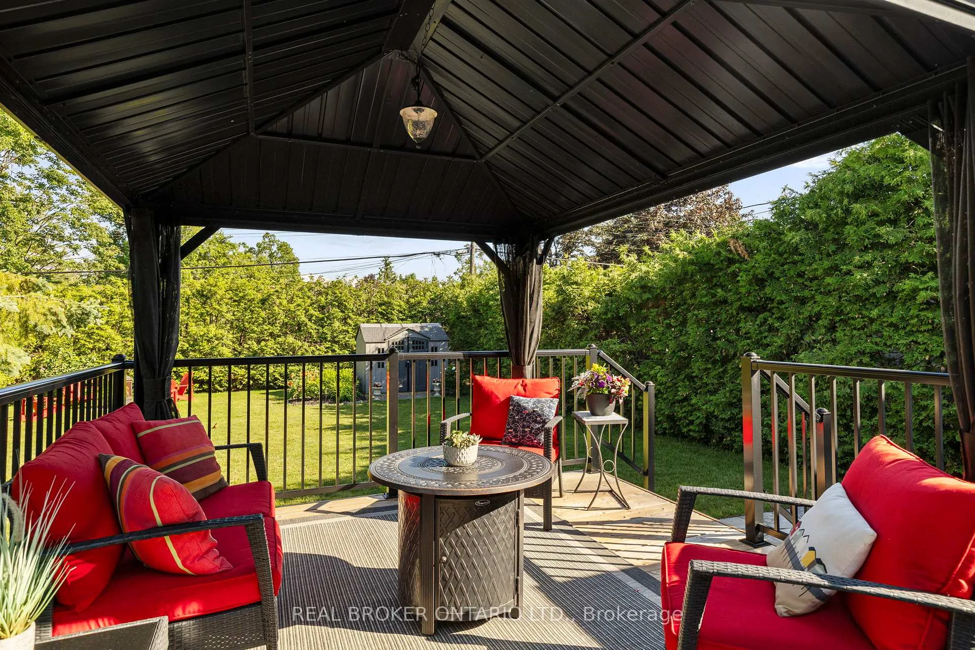 Photo 31 of 13 Borland Street W, Orillia — HOMEH