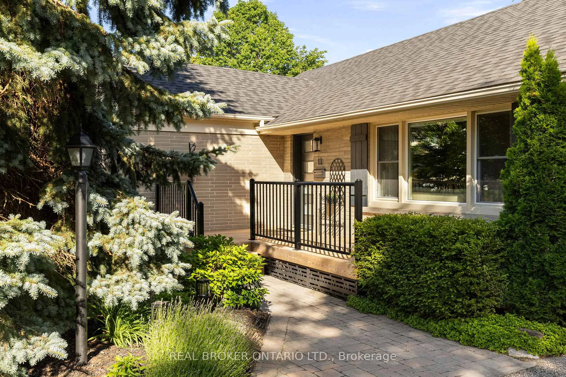 Photo 38 of 13 Borland Street W, Orillia — HOMEH
