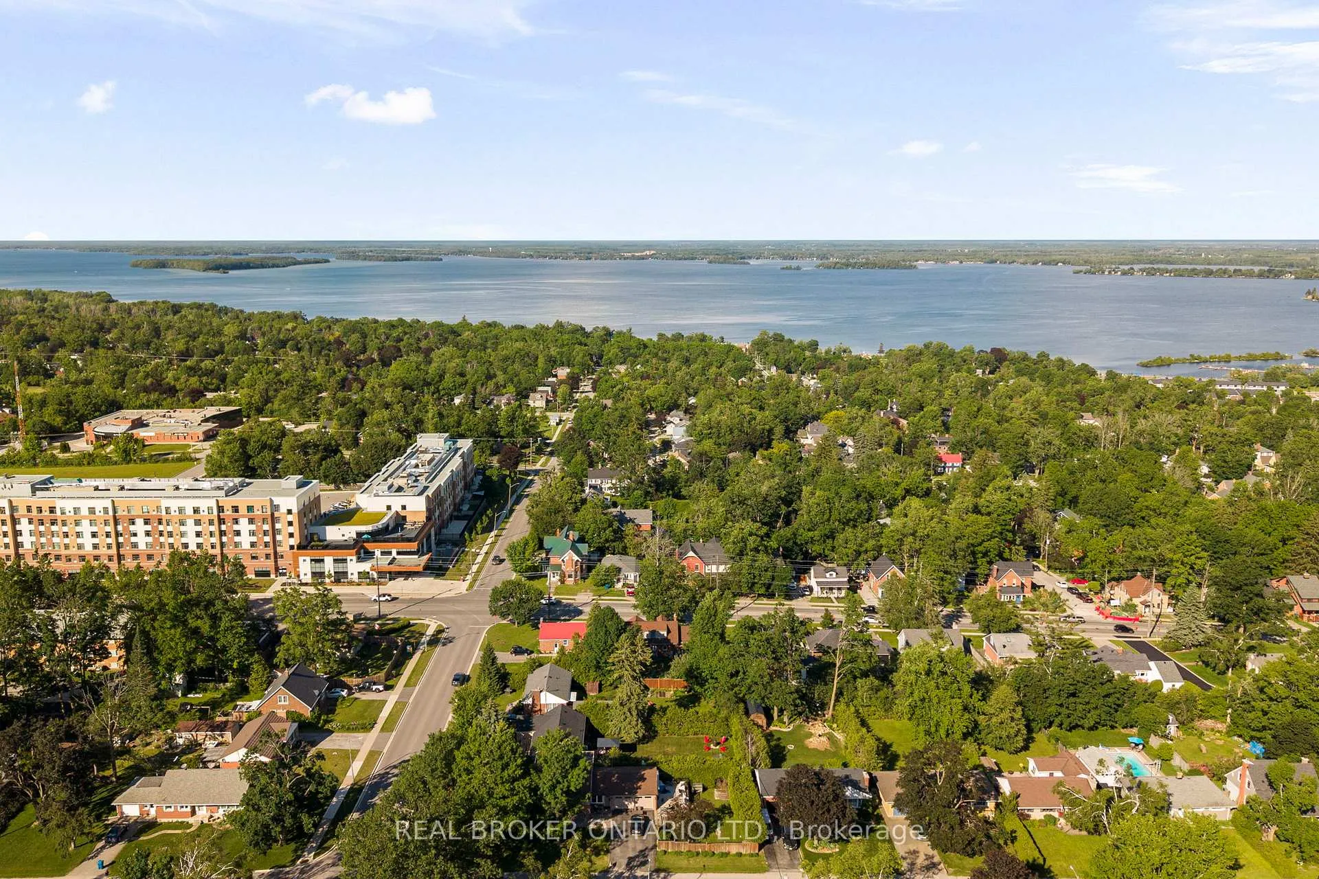 Photo 40 of 13 Borland Street W, Orillia — HOMEH