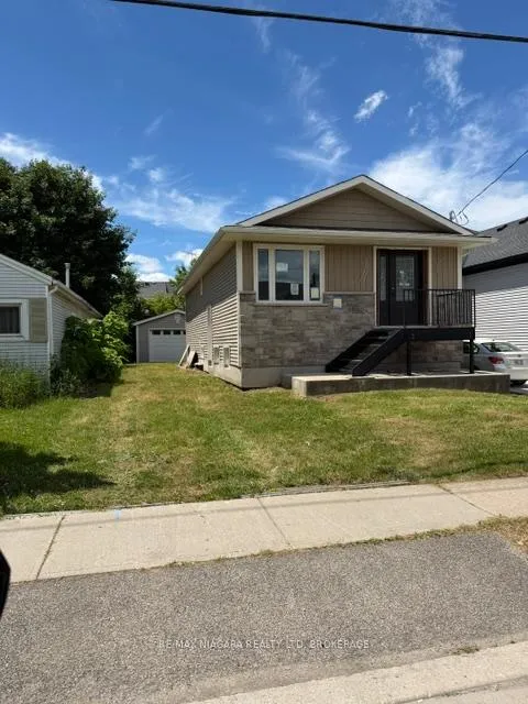 Photo 1 of 178 Pelham Road, St. Catharines, Western Hill — HOMEH