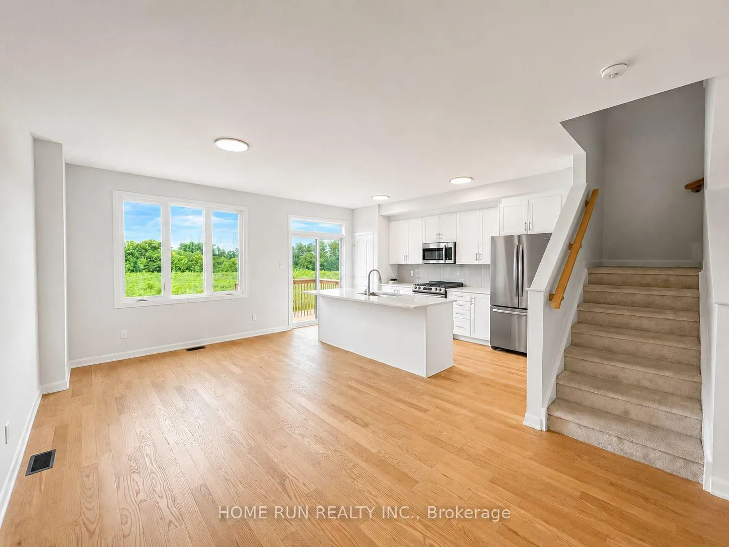 Photo 4 of 233 Bankside Way, Ottawa, Barrhaven - Half Moon Bay — HOMEH