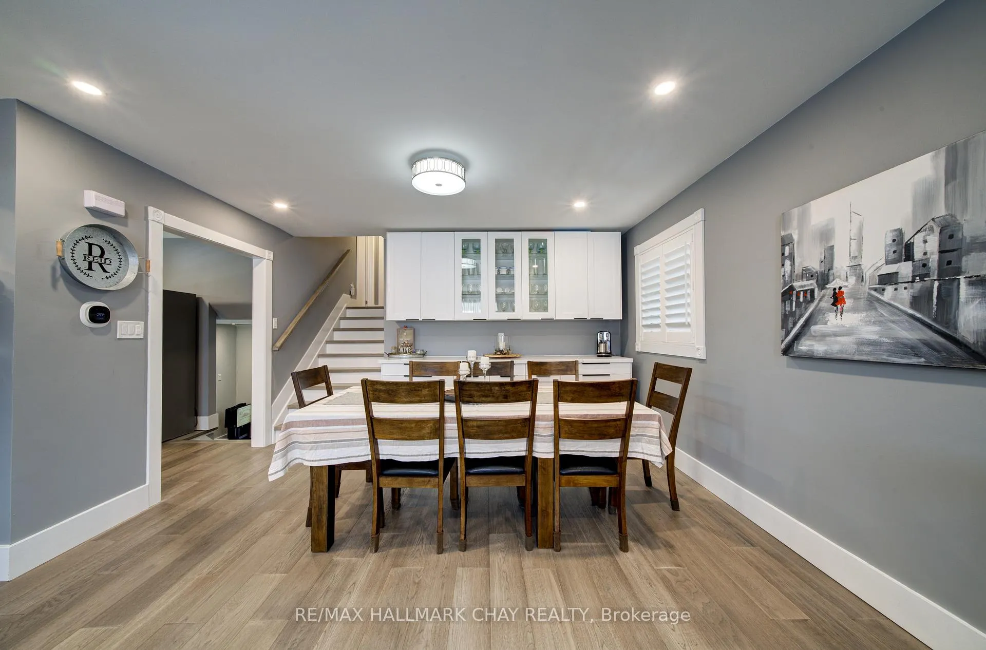 Photo 7 of 247 St. Vincent Street, Barrie, Wellington — HOMEH