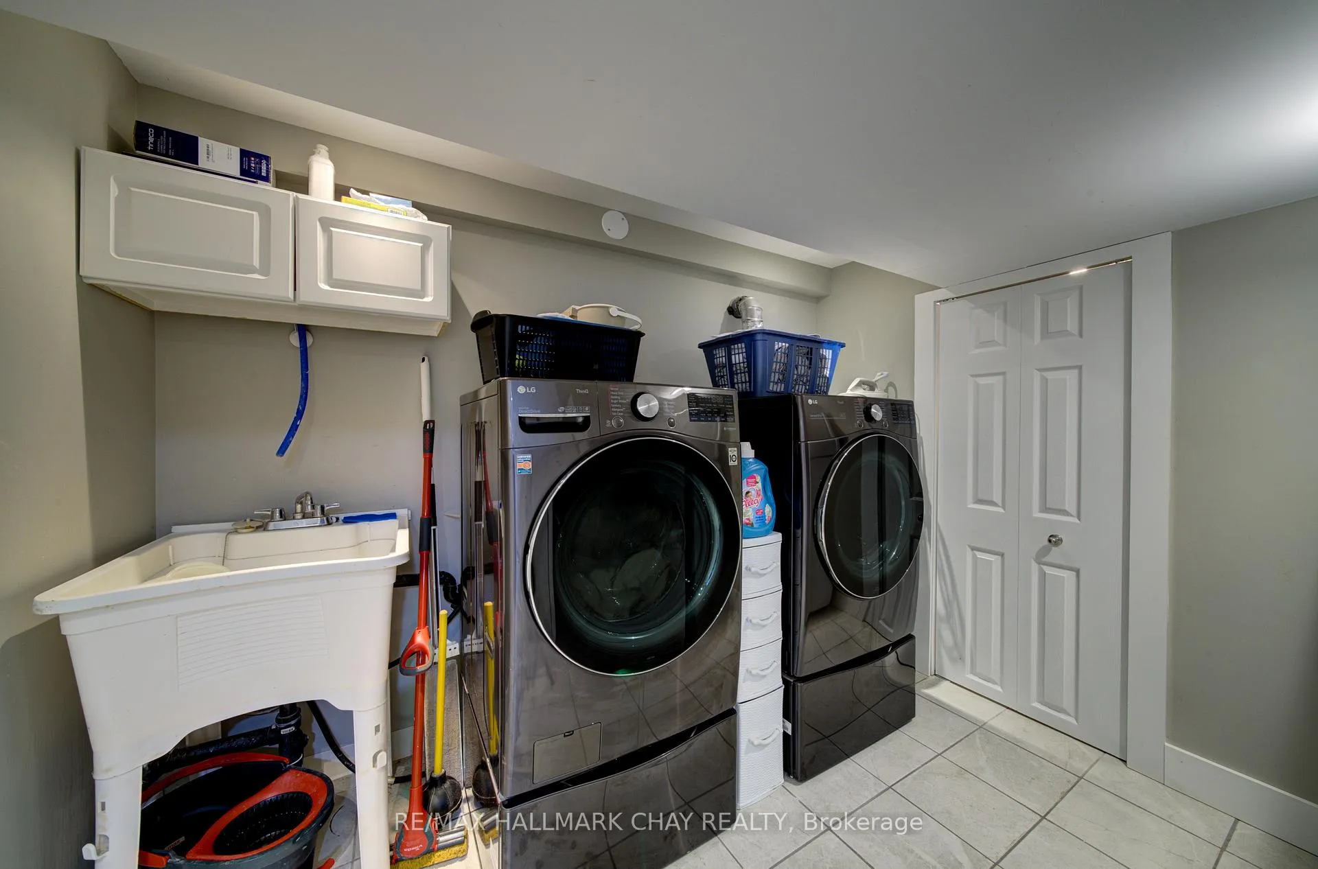 Photo 22 of 247 St. Vincent Street, Barrie, Wellington — HOMEH