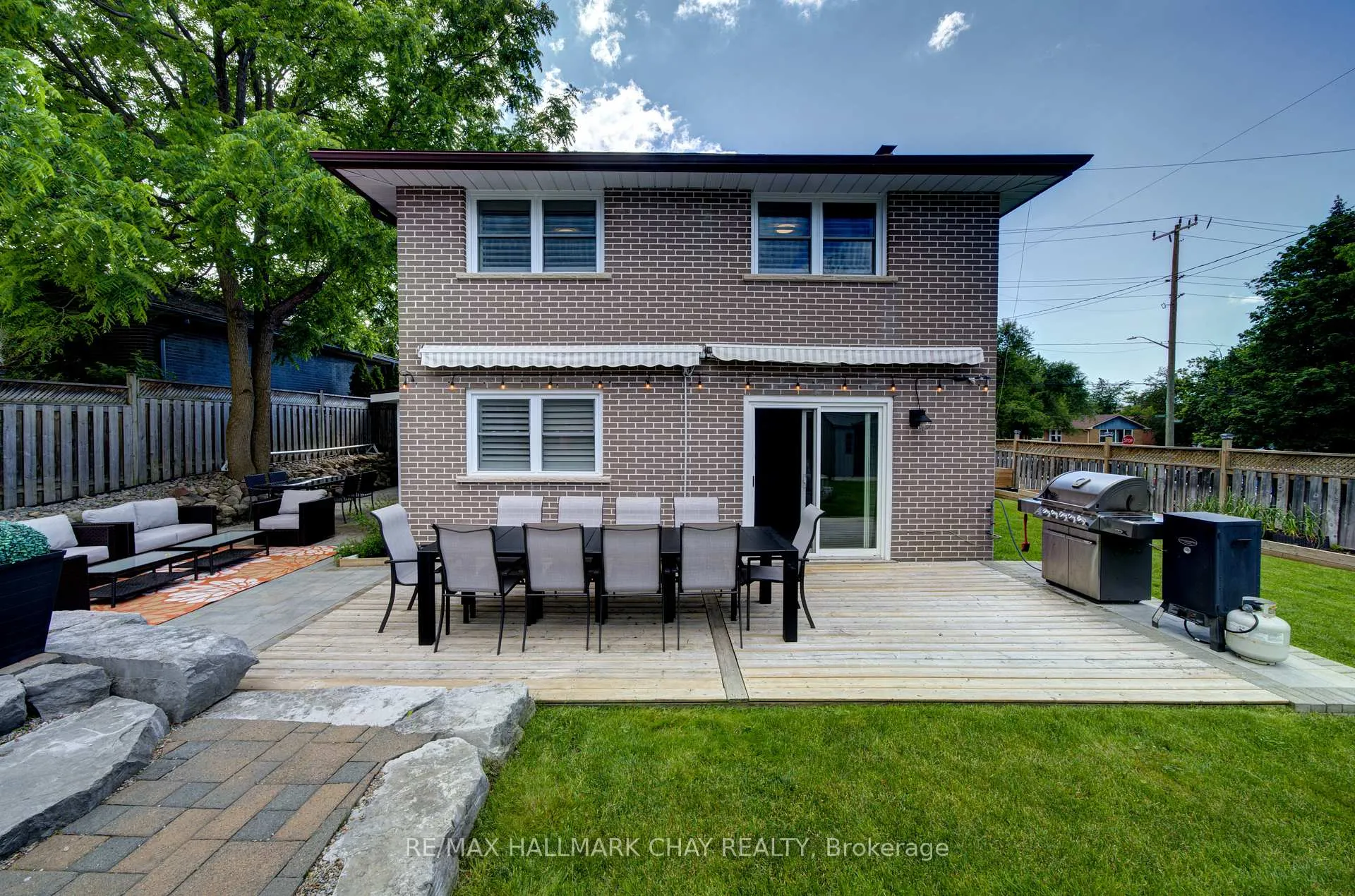 Photo 25 of 247 St. Vincent Street, Barrie, Wellington — HOMEH