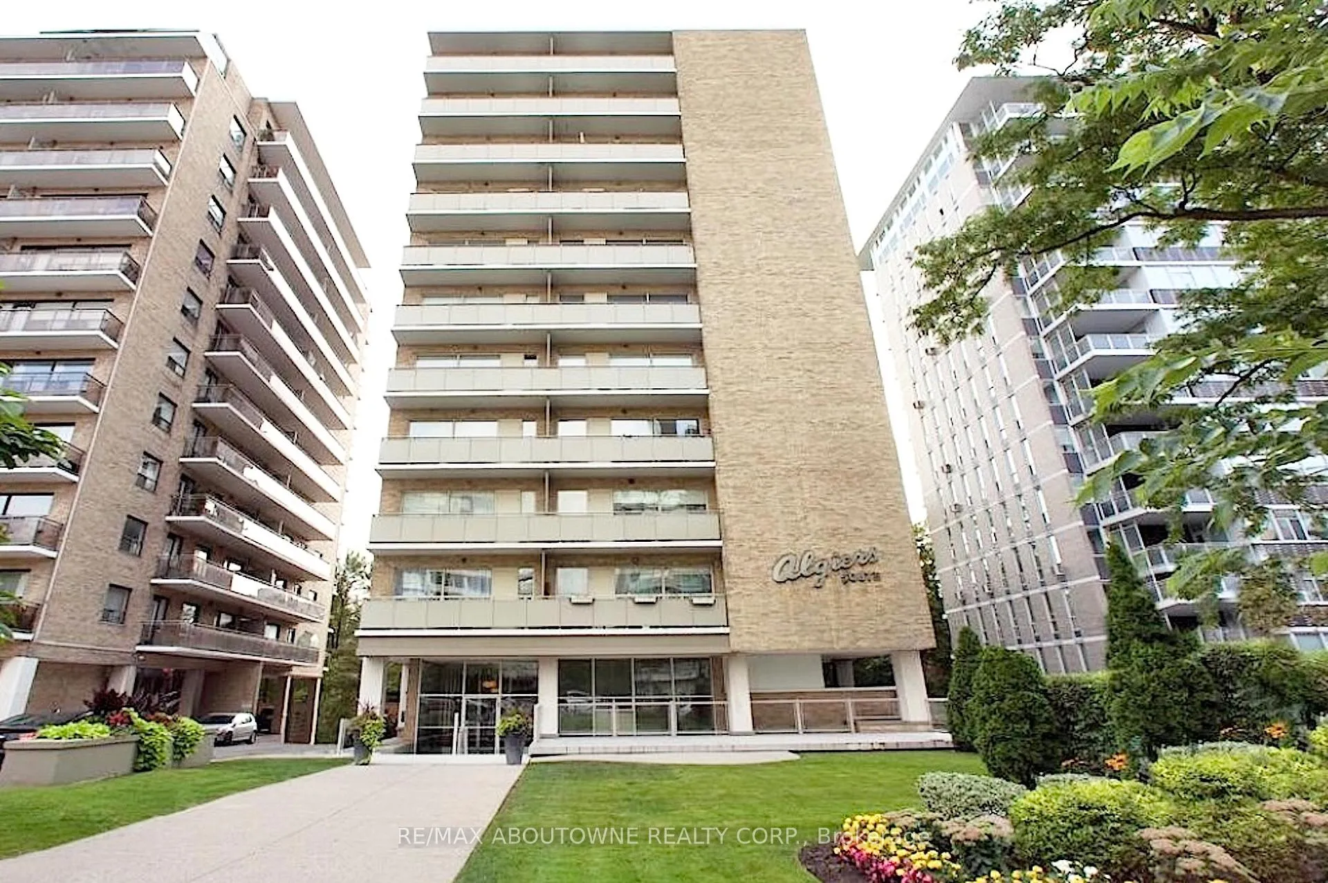 Photo 1 of Unit 506, 565 Avenue Road, Toronto, Yonge-St. Clair — HOMEH