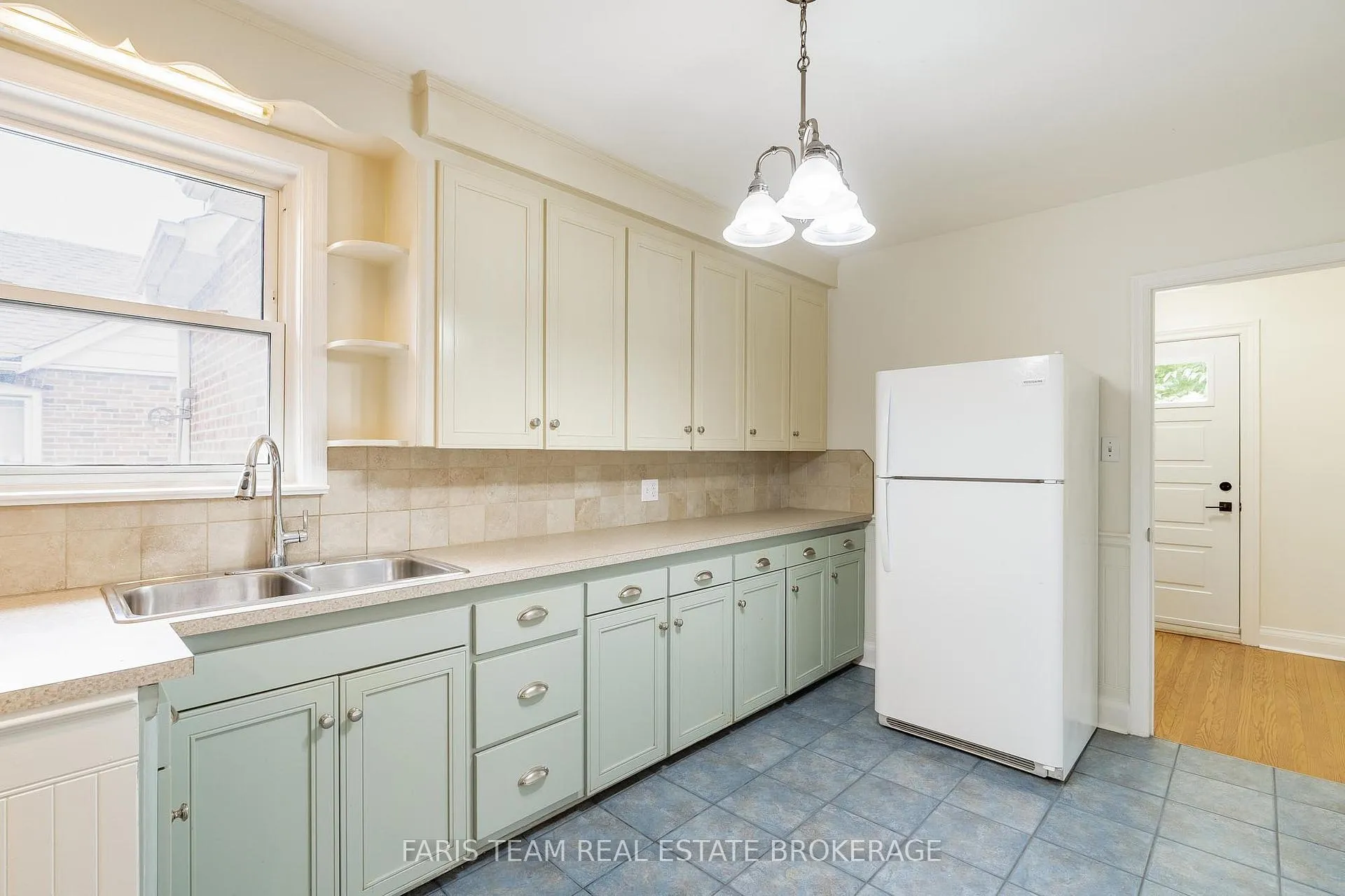 Photo 7 of 149 John Street, North York, Weston — HOMEH