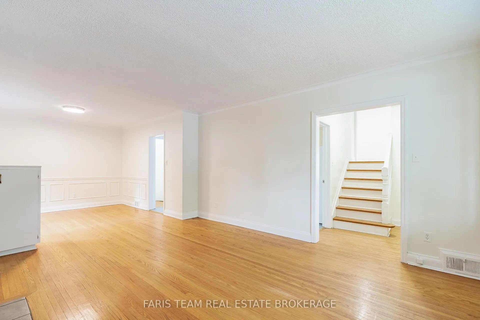 Photo 12 of 149 John Street, North York, Weston — HOMEH