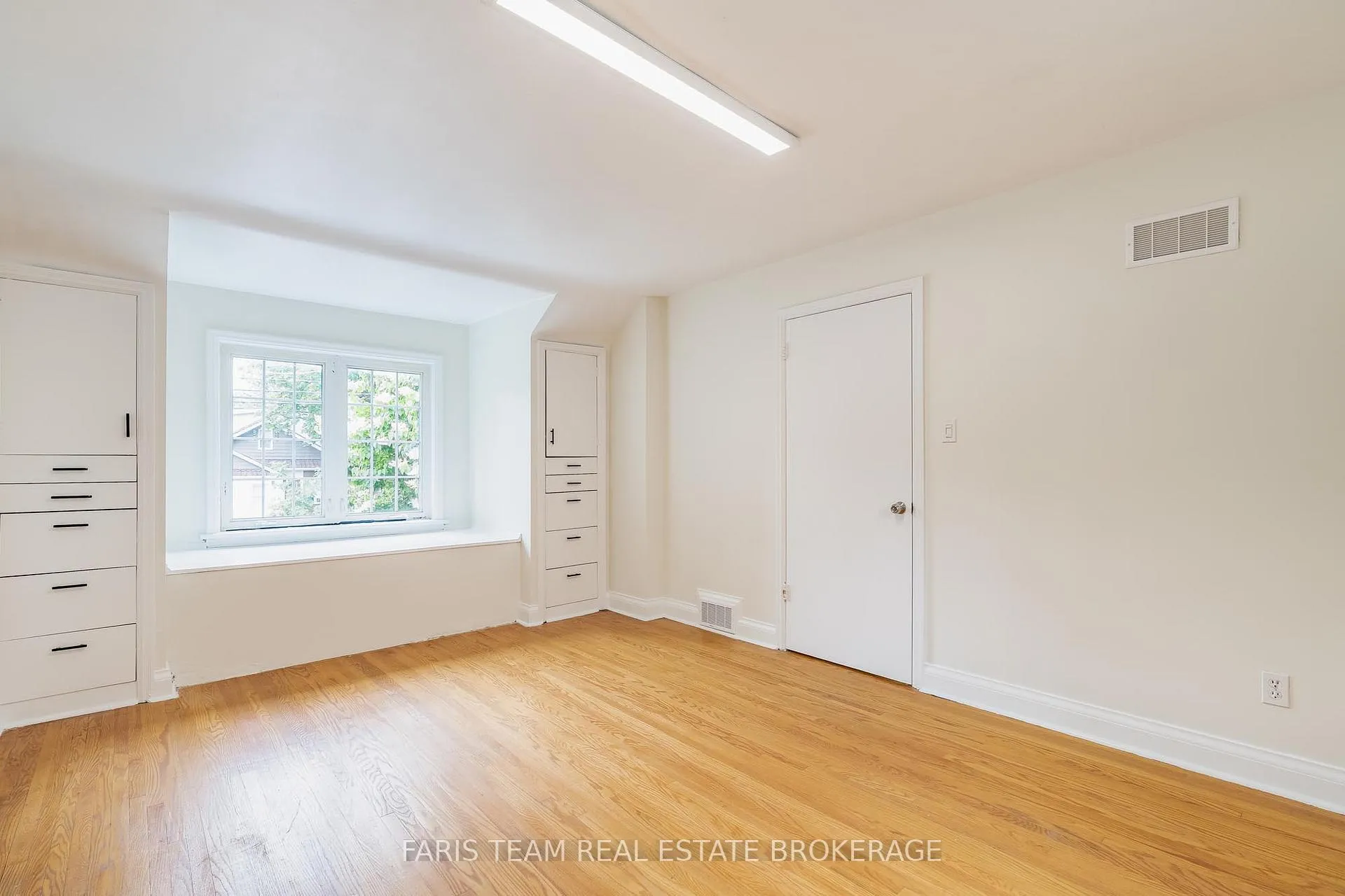 Photo 20 of 149 John Street, North York, Weston — HOMEH
