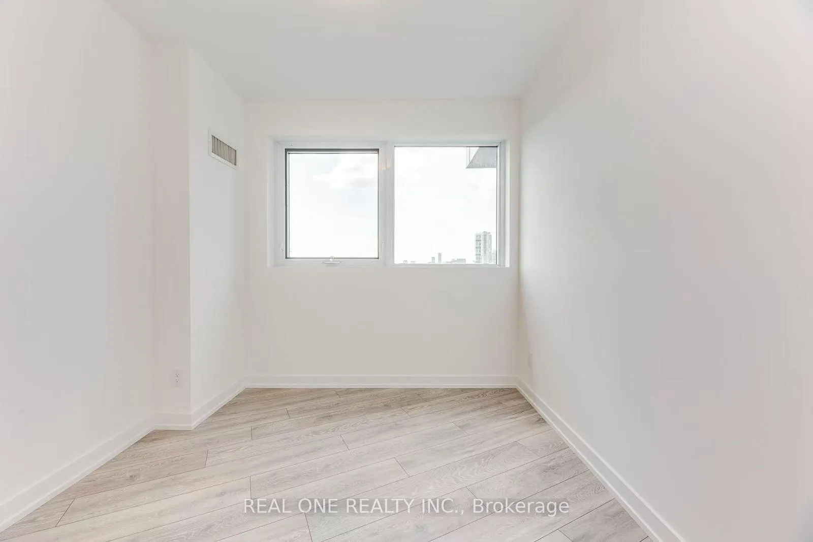 Photo 18 of Unit 1708 Room #1, 159 Wellesley Street E, Toronto, Church-Yonge Corridor — HOMEH