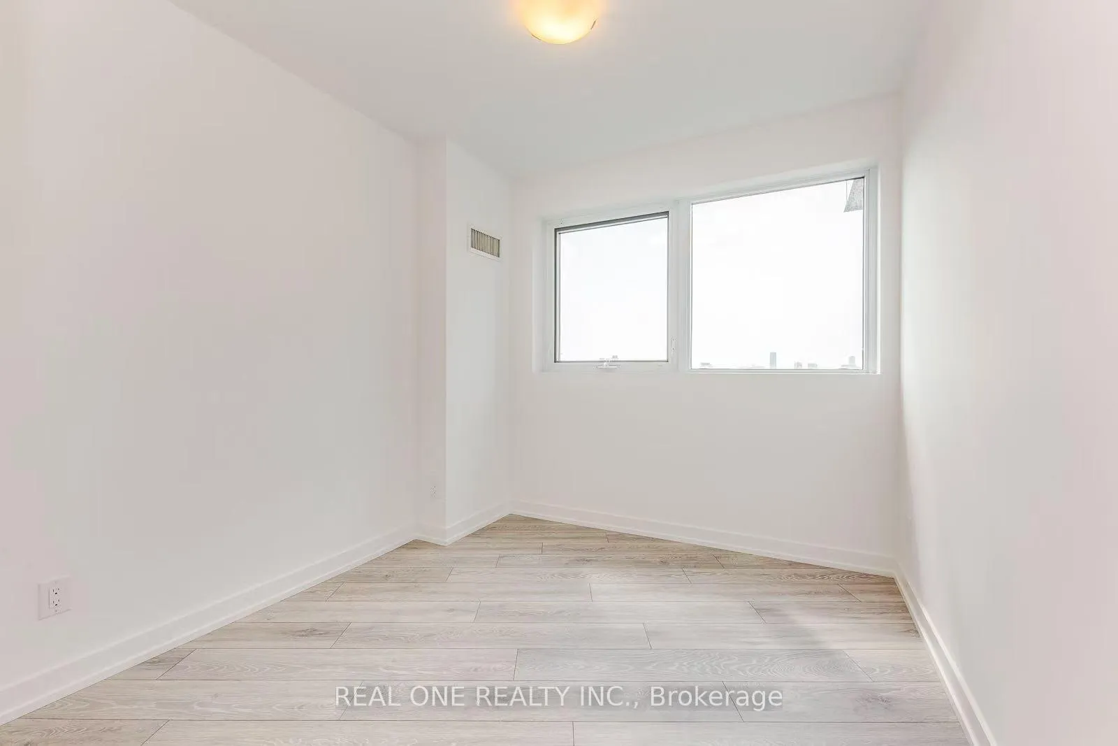 Photo 24 of Unit 1708 Room #1, 159 Wellesley Street E, Toronto, Church-Yonge Corridor — HOMEH