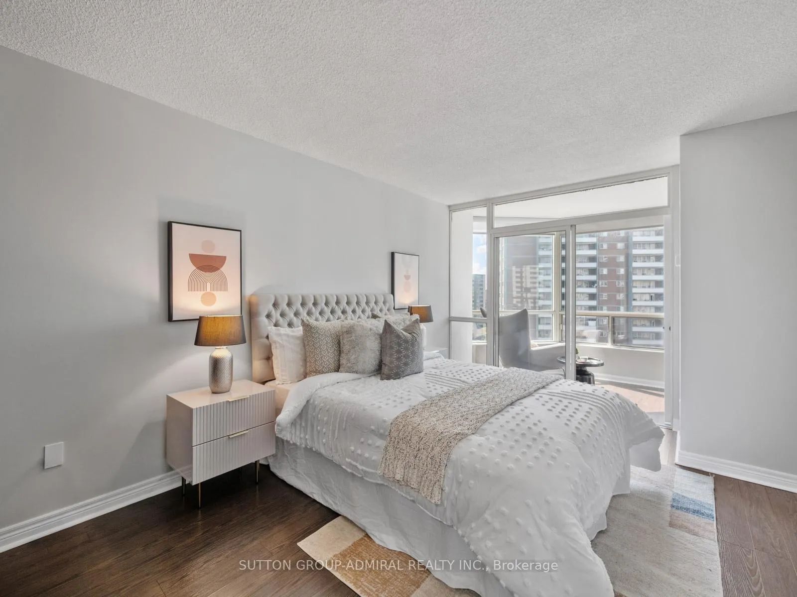 Photo 13 of Unit 1508, 3 Hickory Tree Road, North York, Weston — HOMEH