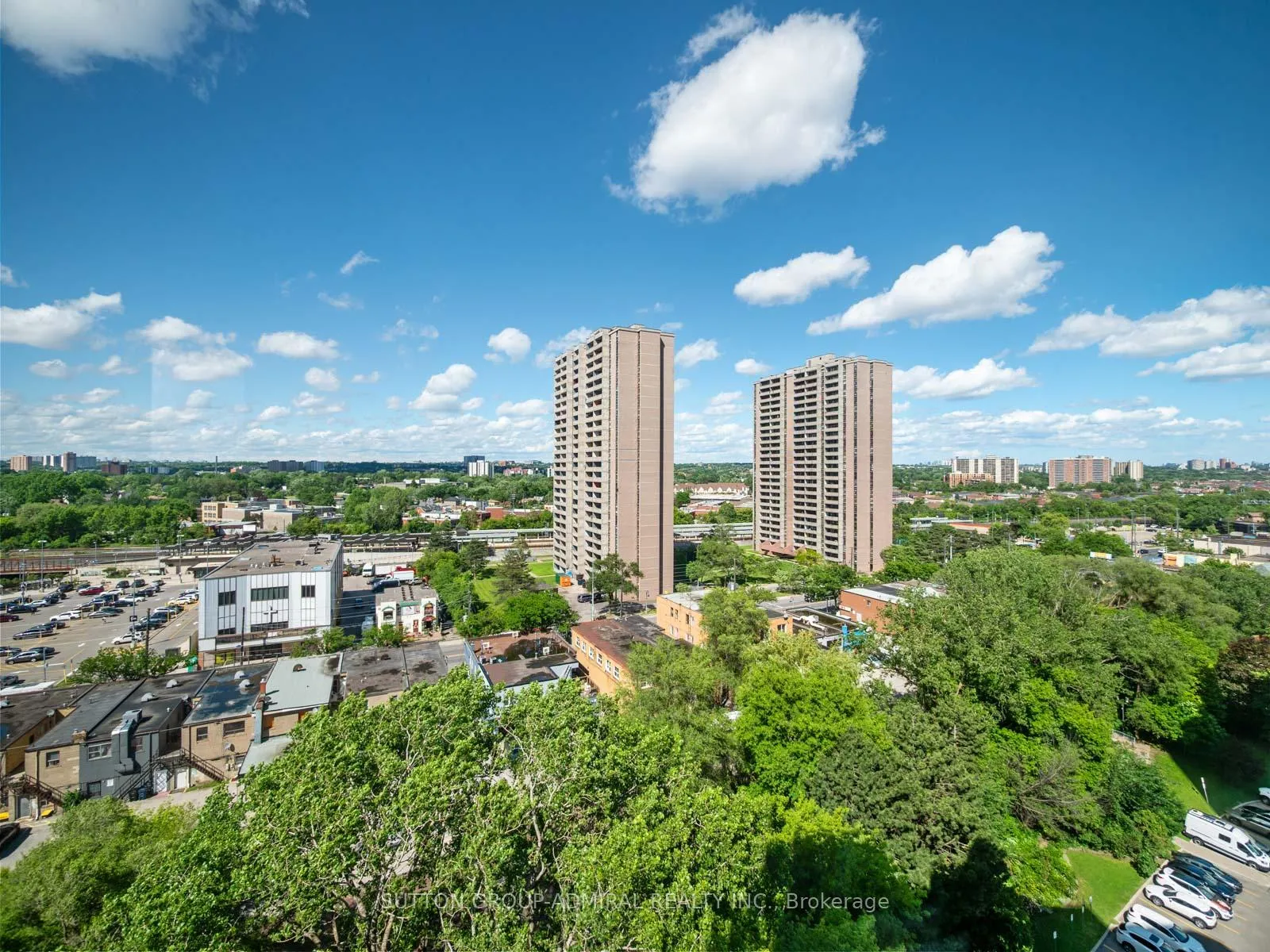 Photo 16 of Unit 1508, 3 Hickory Tree Road, North York, Weston — HOMEH
