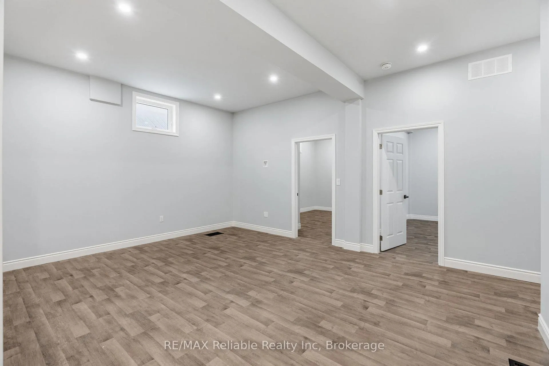 Photo 18 of 271 Main Street, Central Huron, Hullett — HOMEH