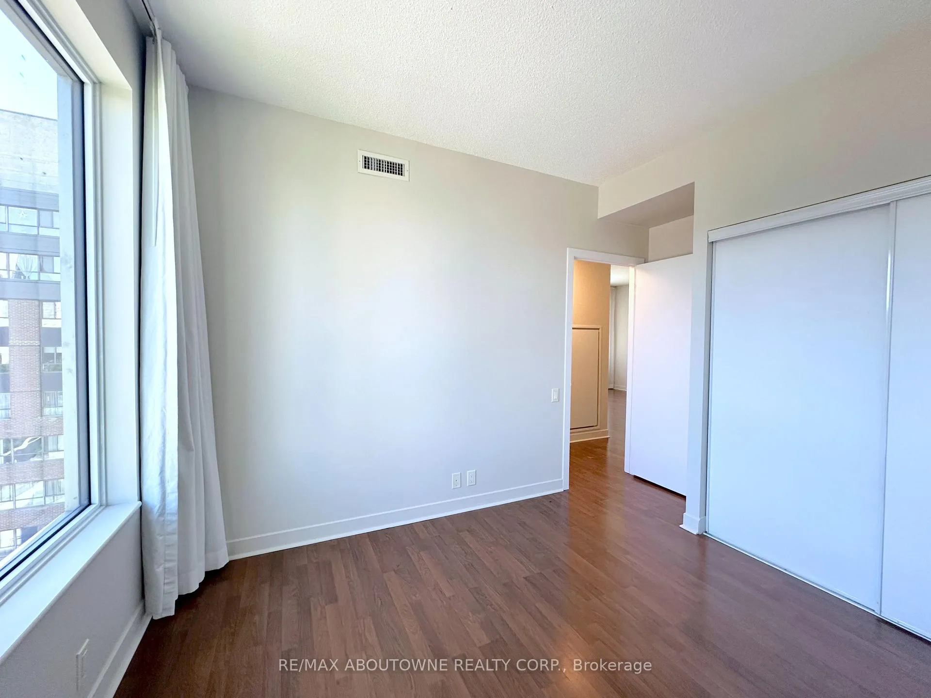 Photo 11 of Unit 1002, 188 Clark Boulevard, Brampton, Queen Street Corridor — HOMEH