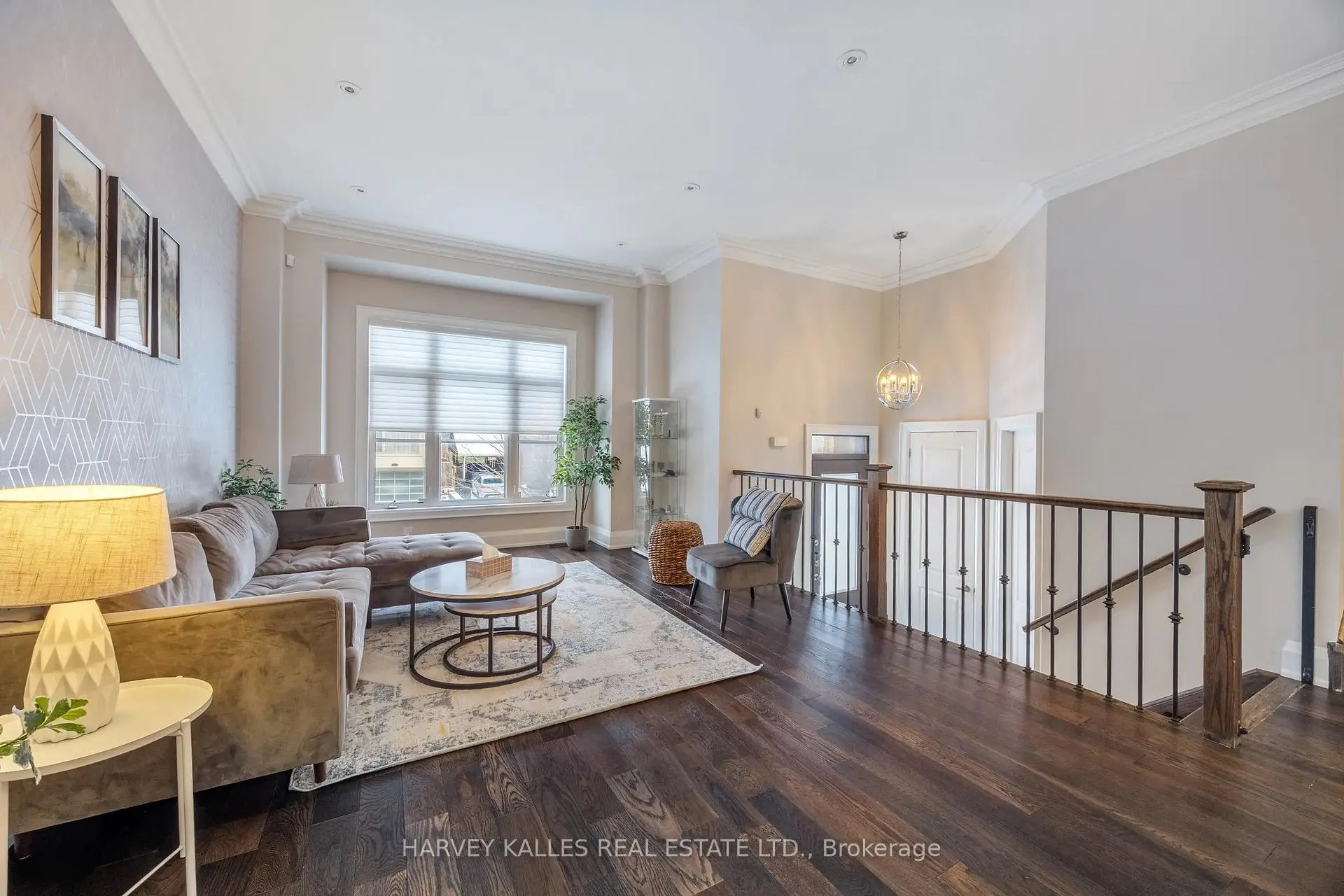 Photo 7 of 575 Fairlawn Avenue, Toronto, Bedford Park-Nortown — HOMEH