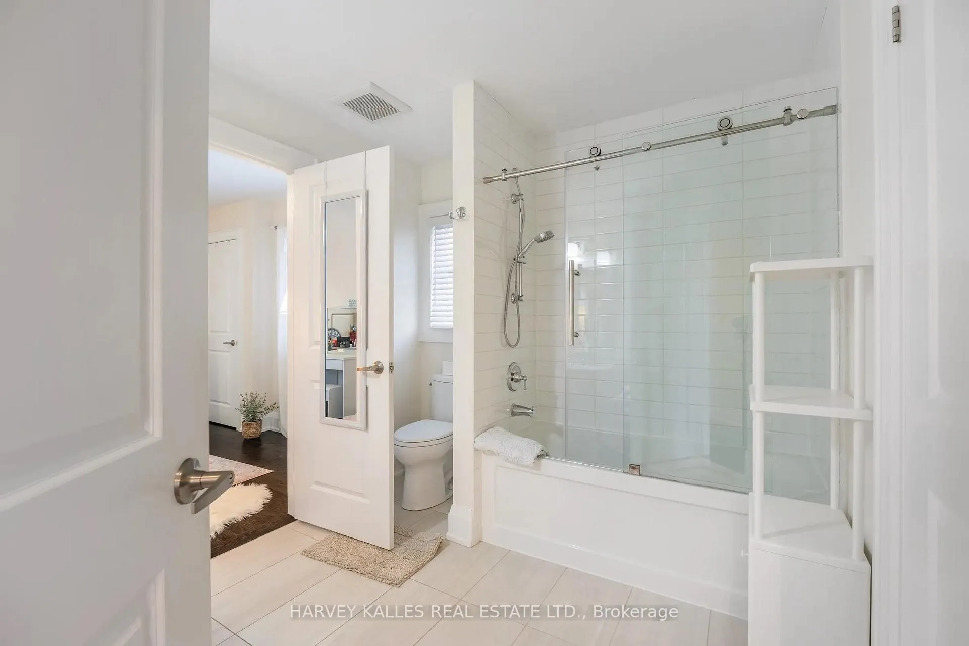 Photo 33 of 575 Fairlawn Avenue, Toronto, Bedford Park-Nortown — HOMEH