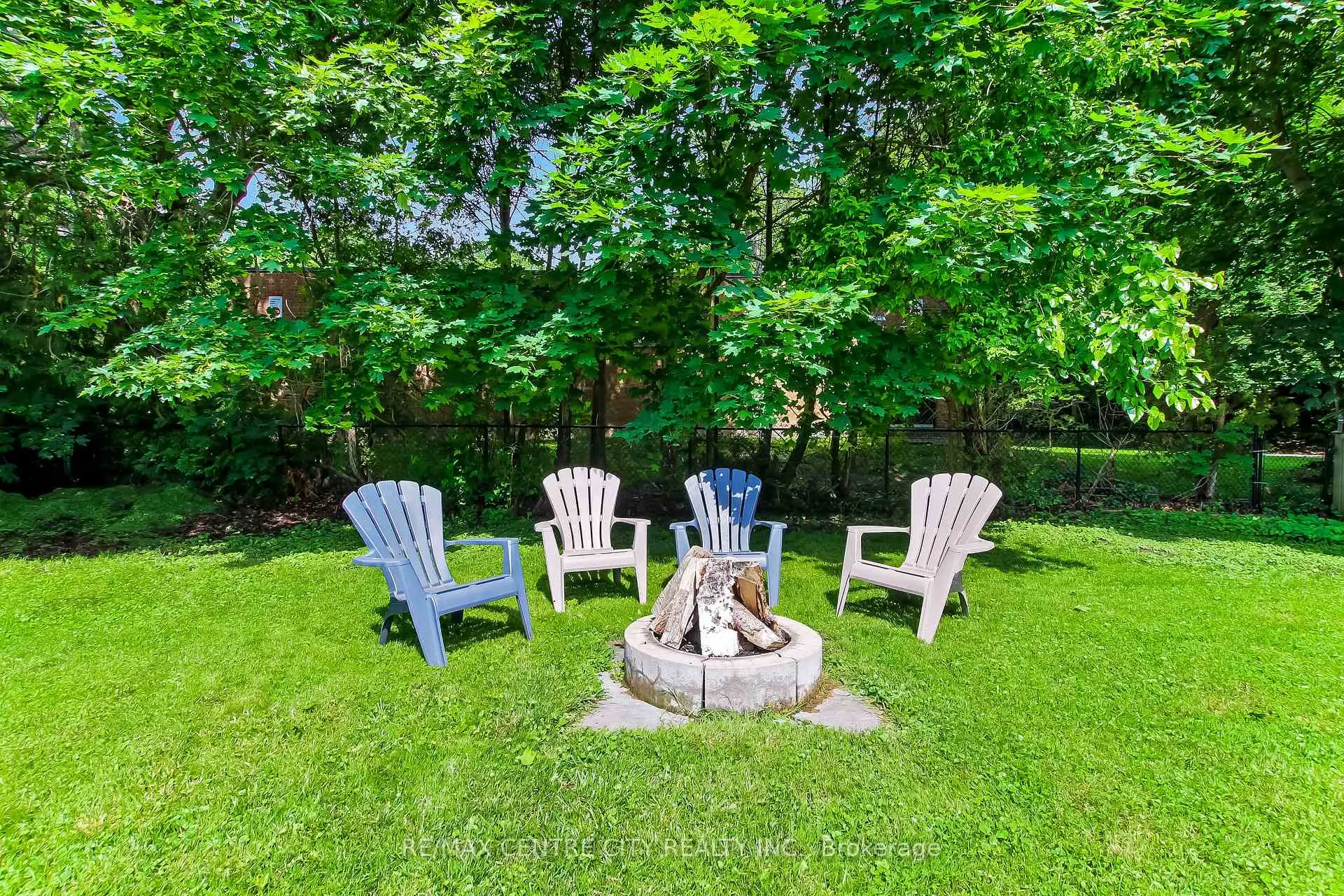 Photo 32 of 233 Colborne Street, Central Elgin, Port Stanley — HOMEH