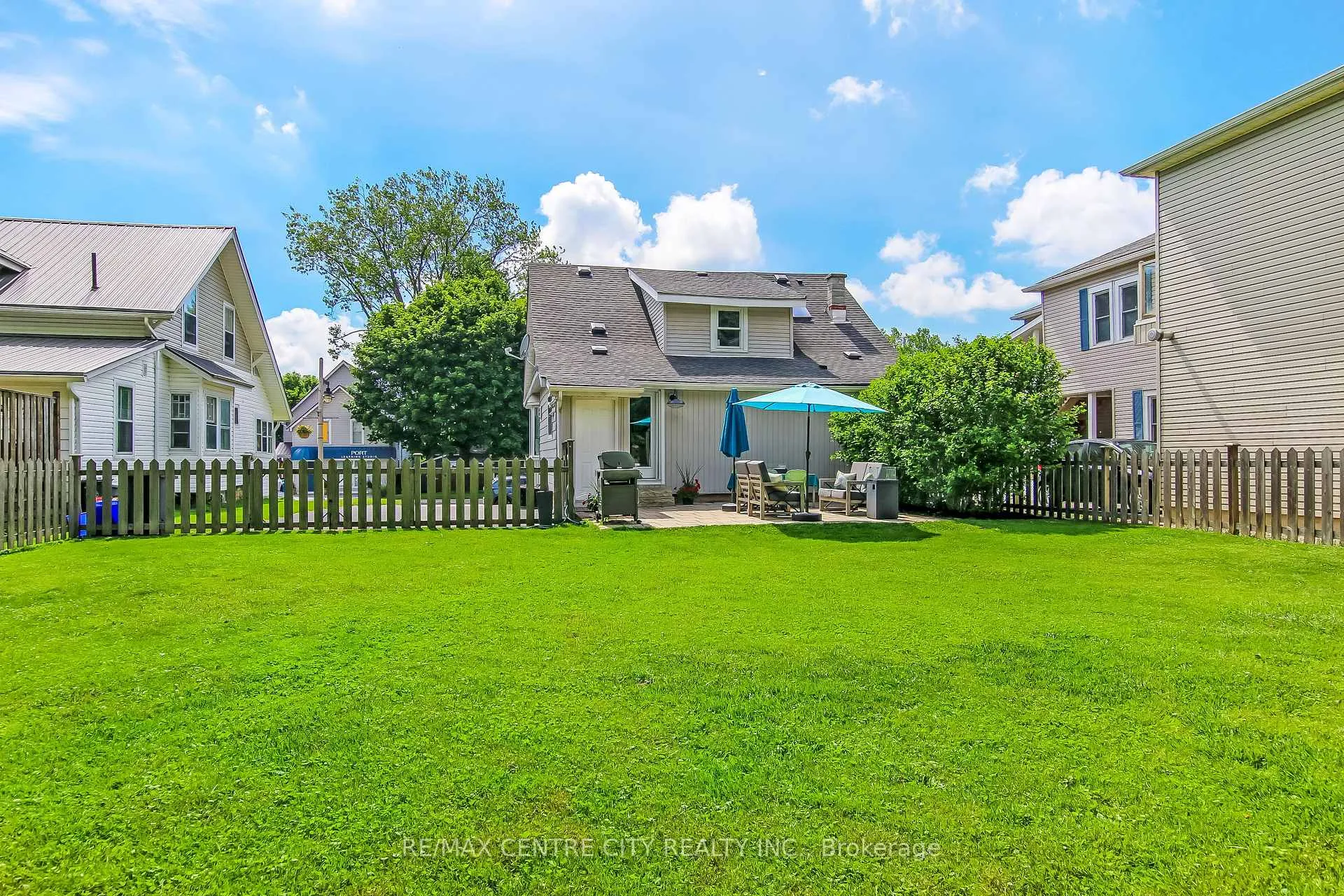 Photo 33 of 233 Colborne Street, Central Elgin, Port Stanley — HOMEH
