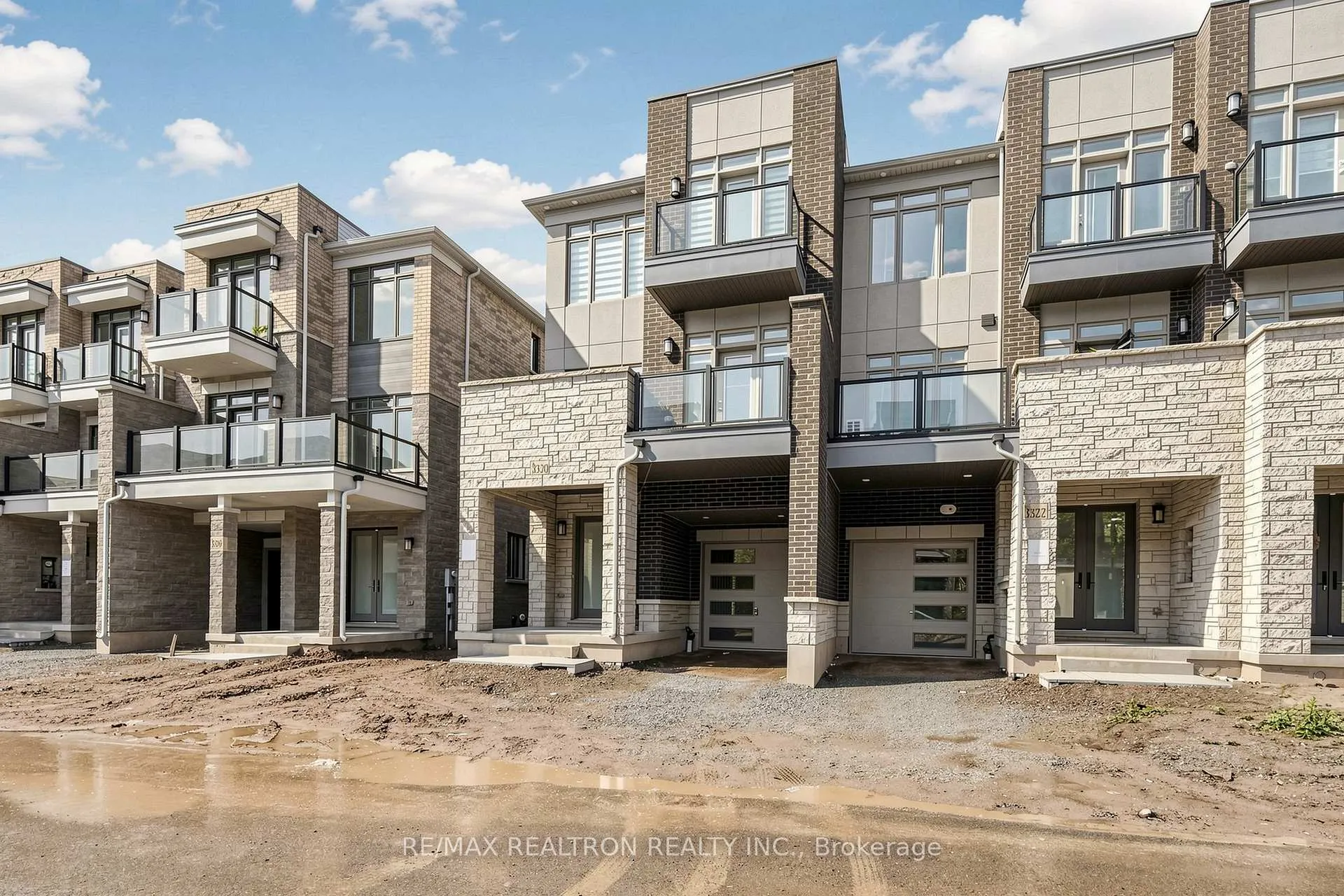 Photo 3 of 3320 Azam Way, Oakville, Glenorchy — HOMEH