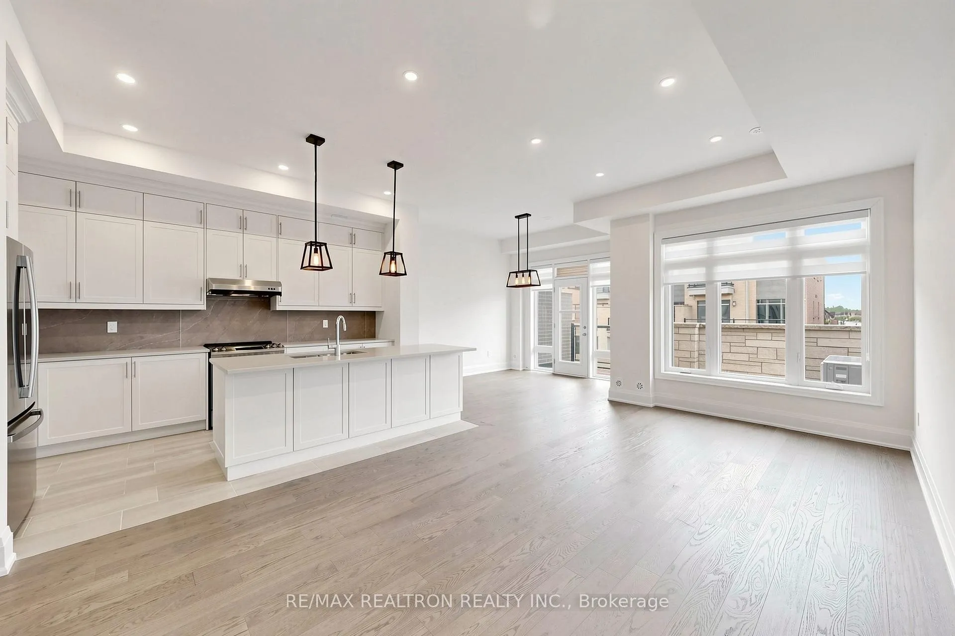Photo 5 of 3320 Azam Way, Oakville, Glenorchy — HOMEH