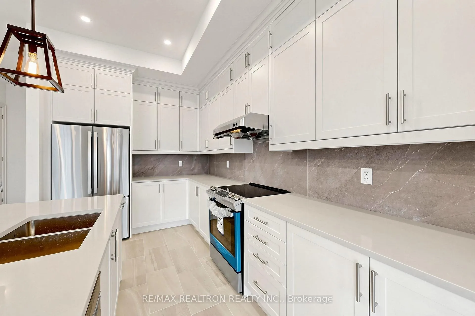 Photo 10 of 3320 Azam Way, Oakville, Glenorchy — HOMEH