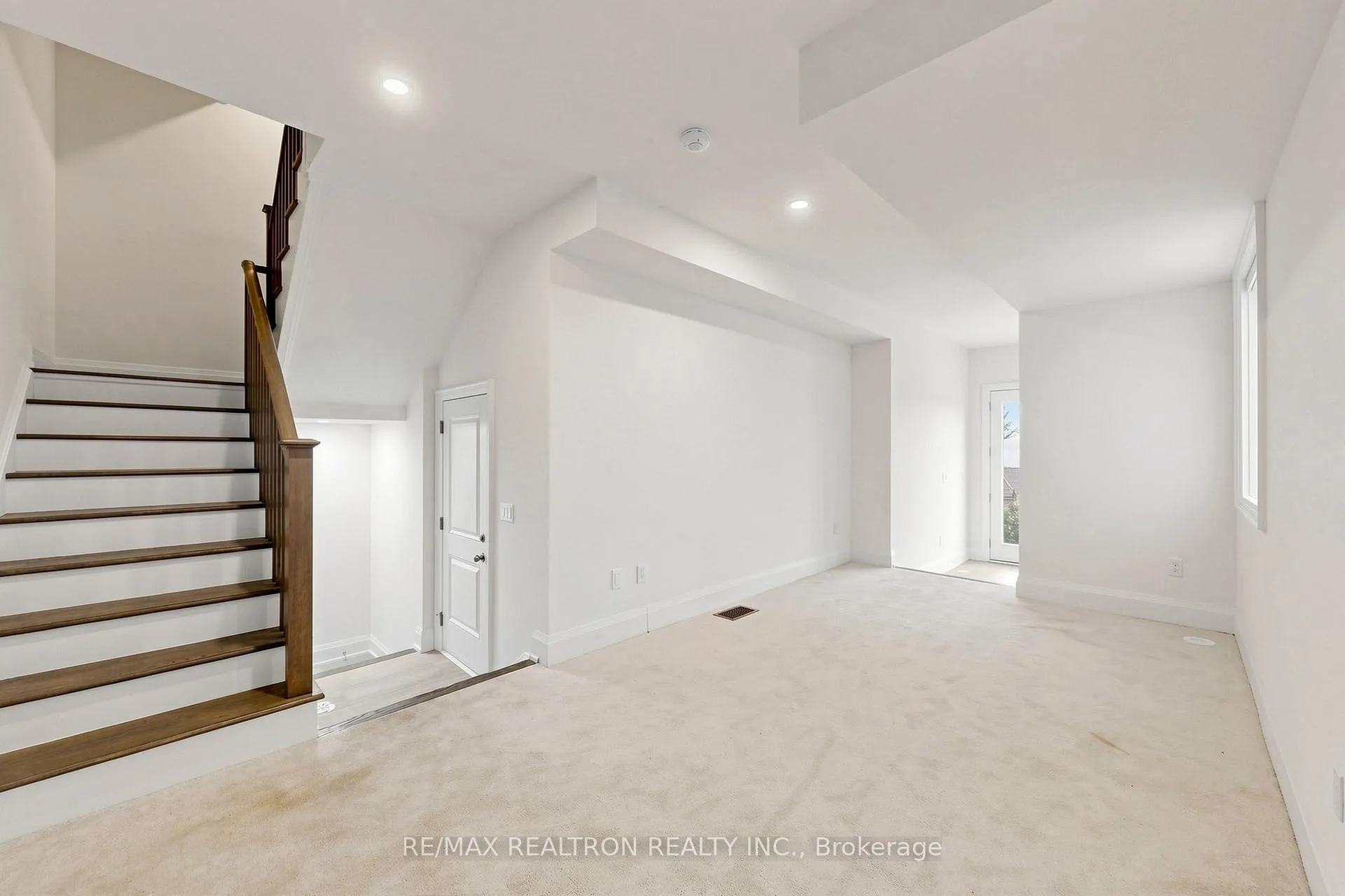 Photo 35 of 3320 Azam Way, Oakville, Glenorchy — HOMEH