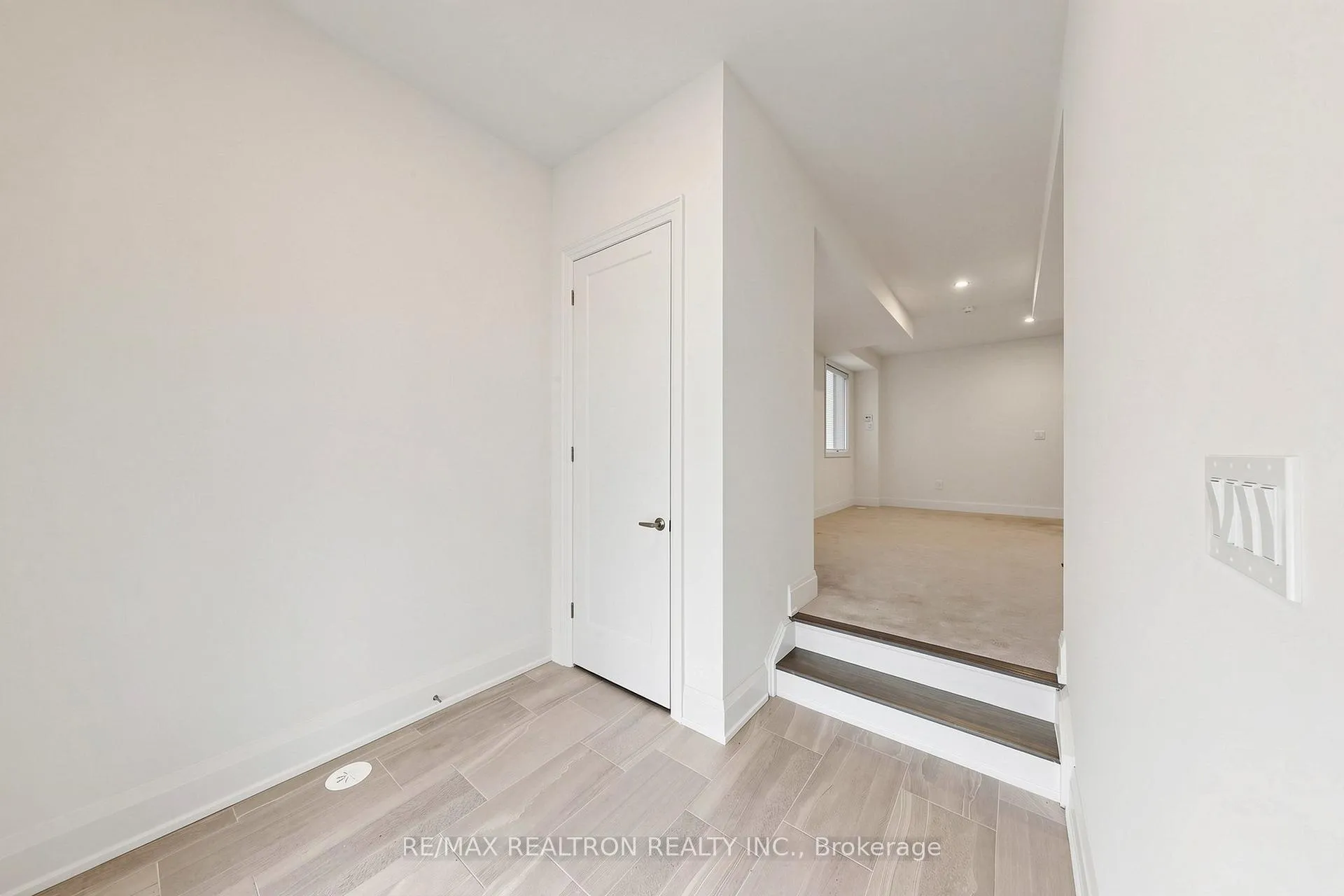 Photo 36 of 3320 Azam Way, Oakville, Glenorchy — HOMEH