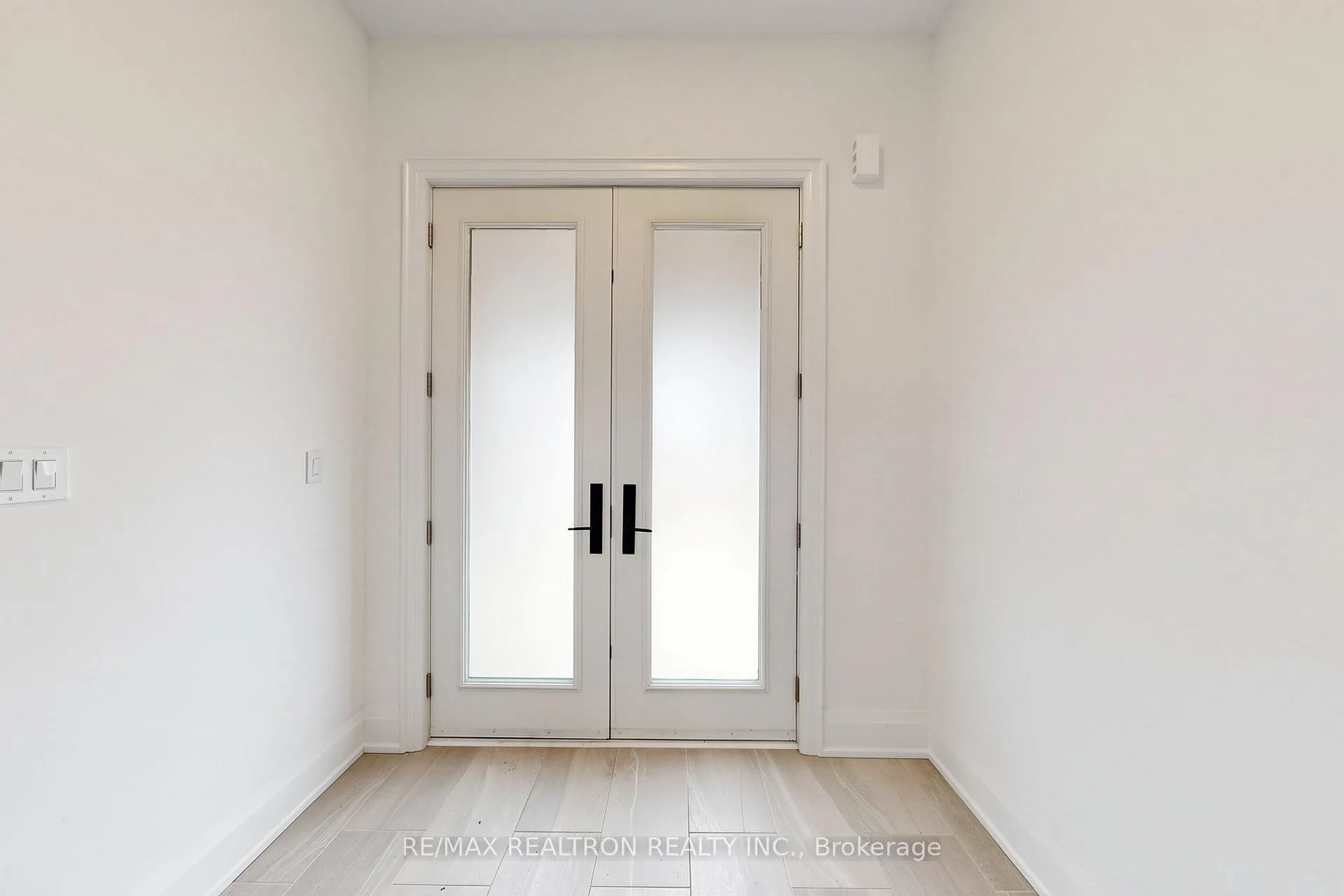 Photo 37 of 3320 Azam Way, Oakville, Glenorchy — HOMEH