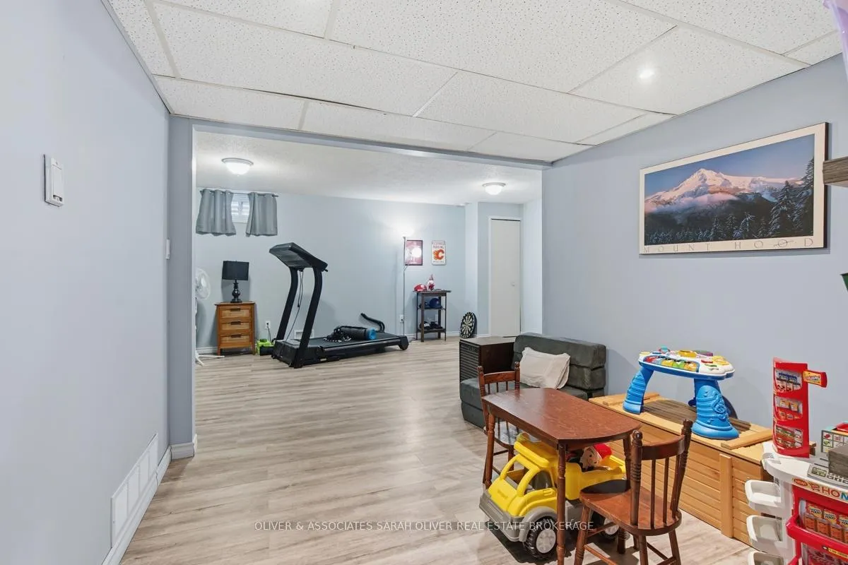 Photo 26 of Unit 78, 141 Condor Court, London, East P — HOMEH