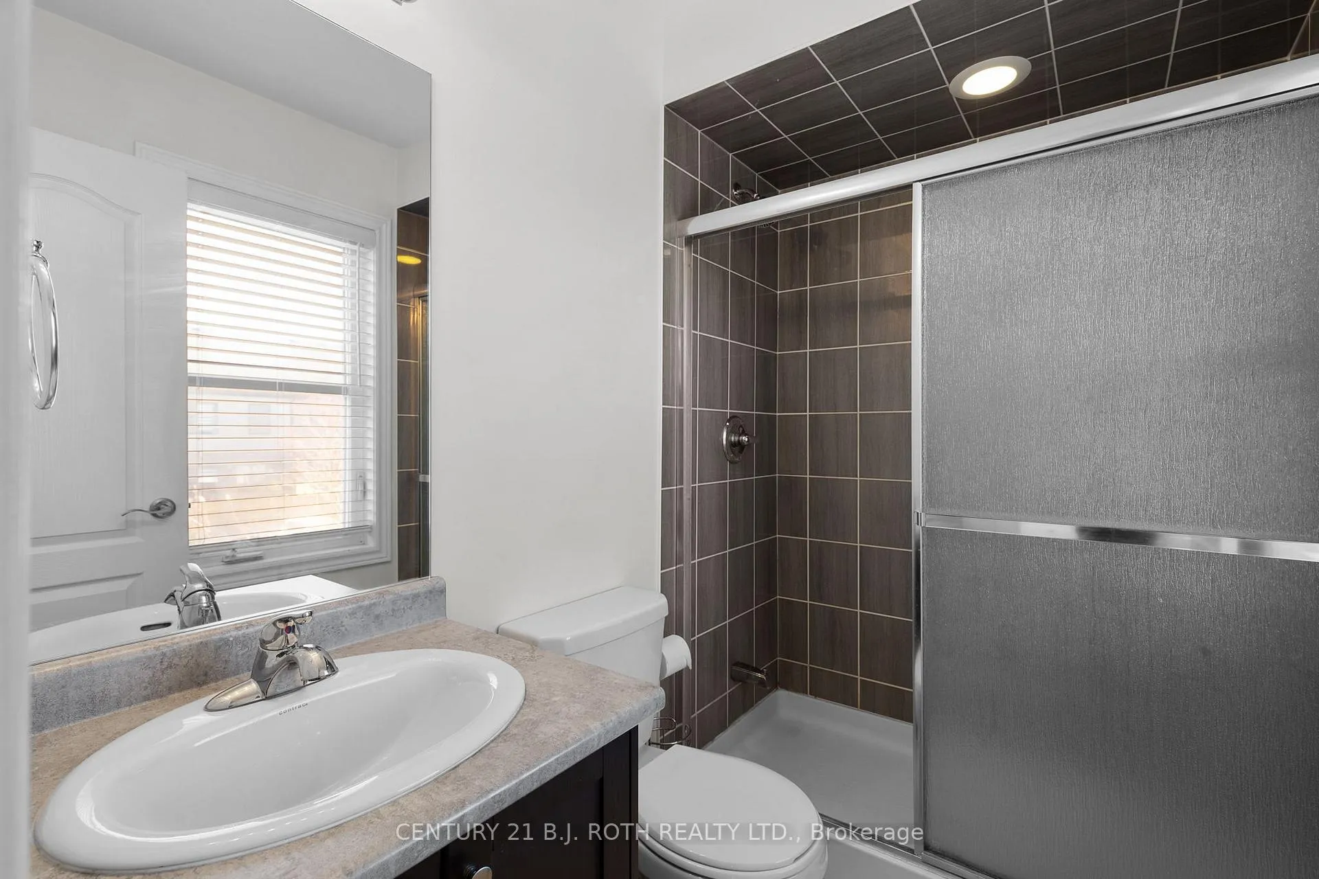 Photo 12 of 27 Cygnus Crescent, Barrie, Ardagh — HOMEH