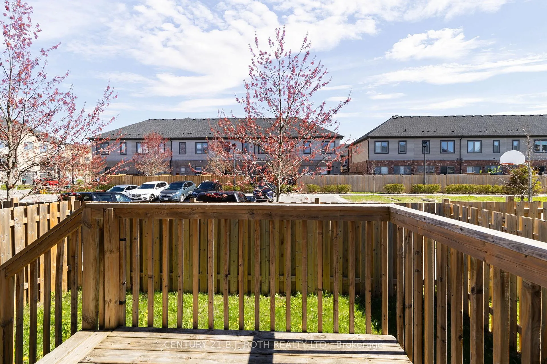 Photo 18 of 27 Cygnus Crescent, Barrie, Ardagh — HOMEH