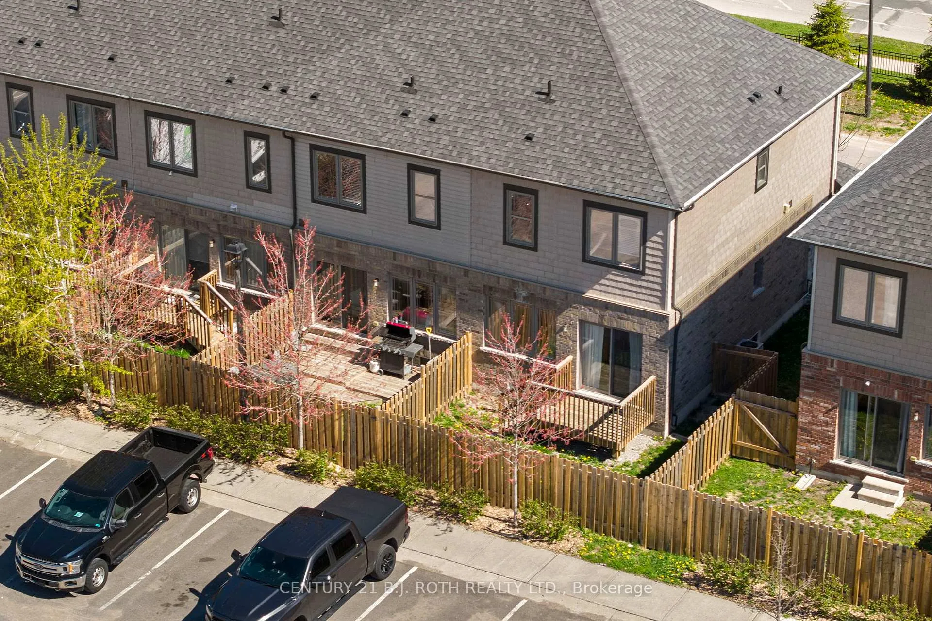 Photo 19 of 27 Cygnus Crescent, Barrie, Ardagh — HOMEH