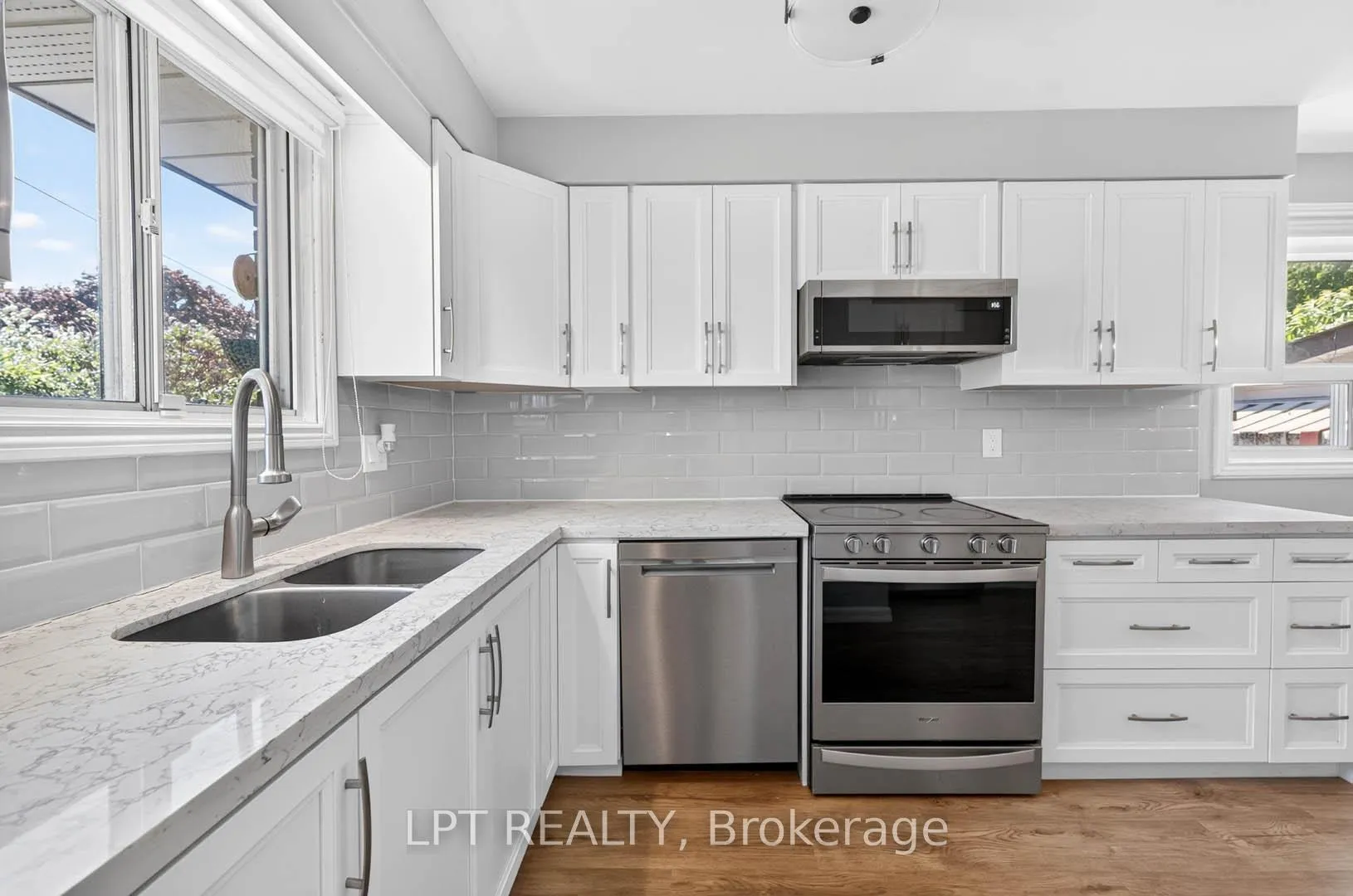 Photo 7 of 340 Fairlawn Street, Oshawa, McLaughlin — HOMEH