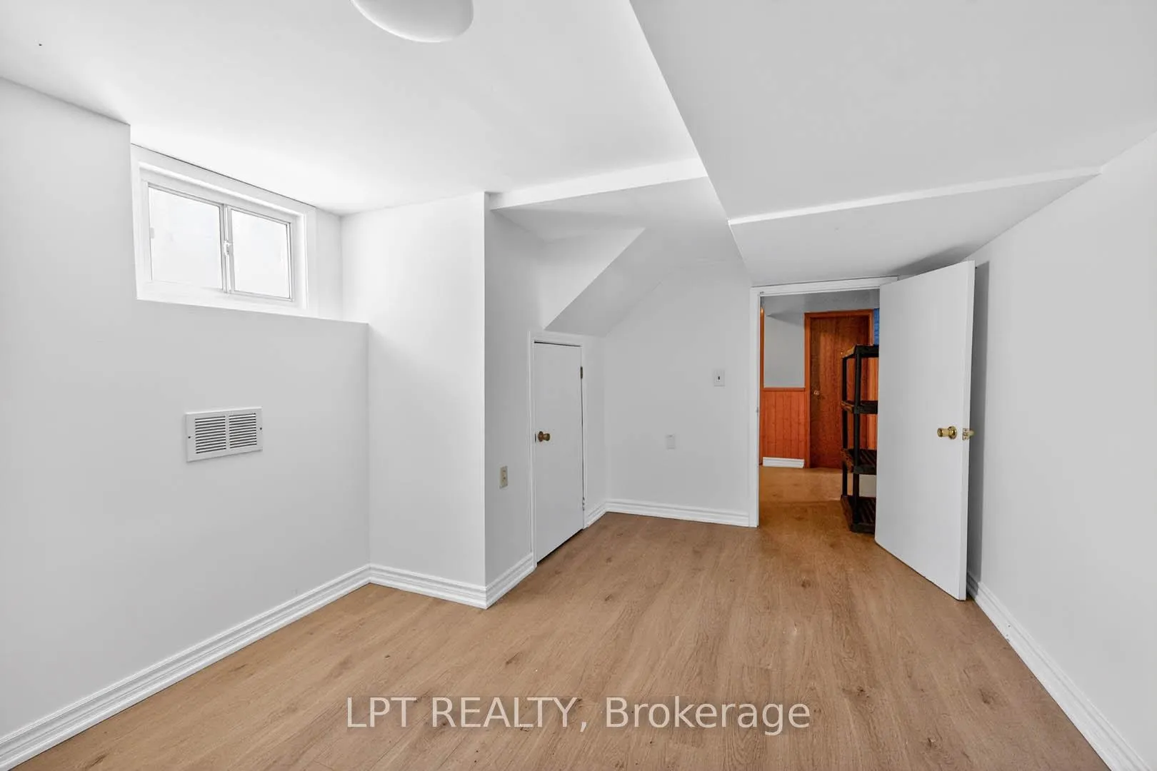 Photo 31 of 340 Fairlawn Street, Oshawa, McLaughlin — HOMEH