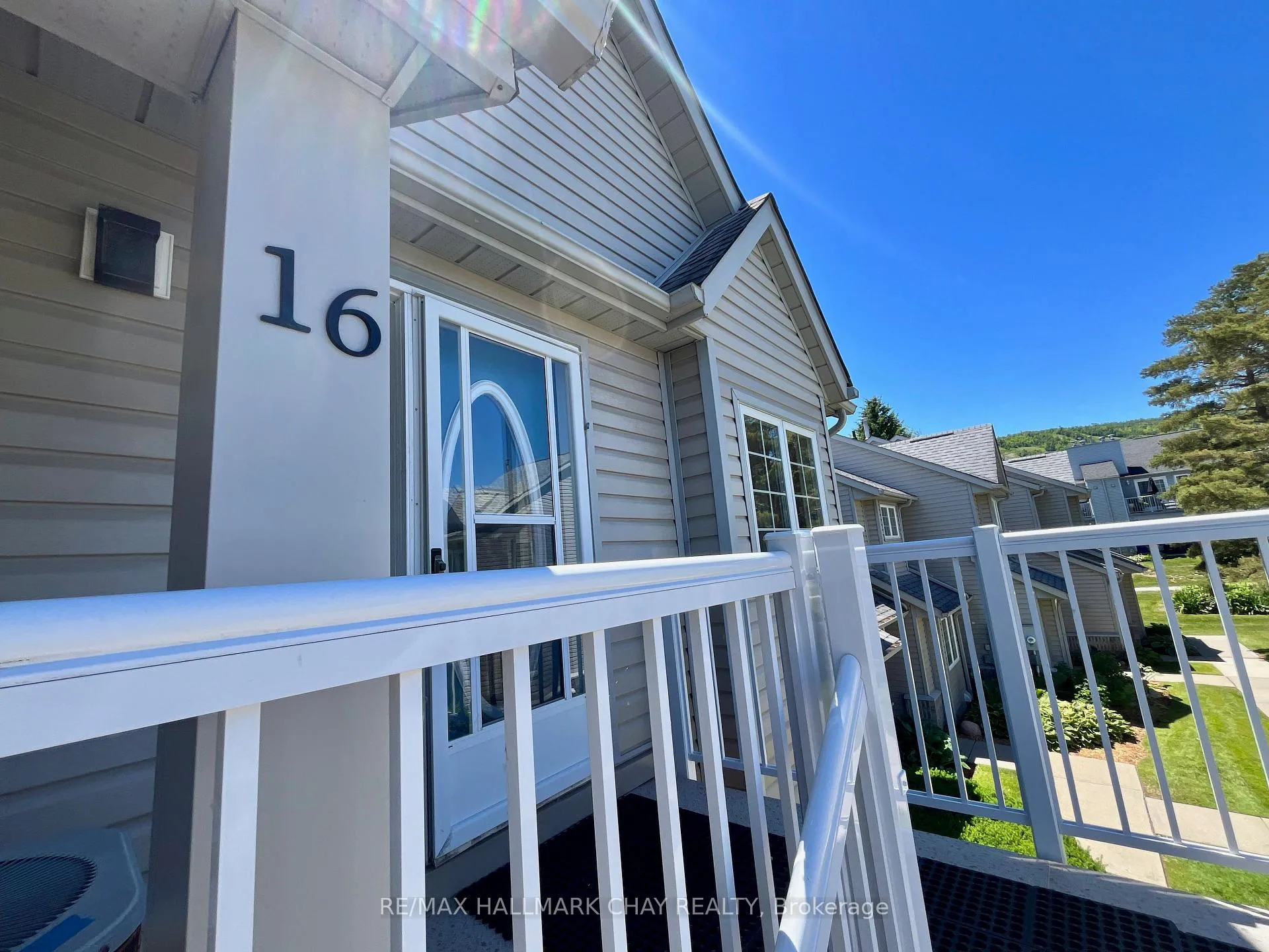 Photo 3 of Unit 16, 162 Settlers Way, Blue Mountains — HOMEH
