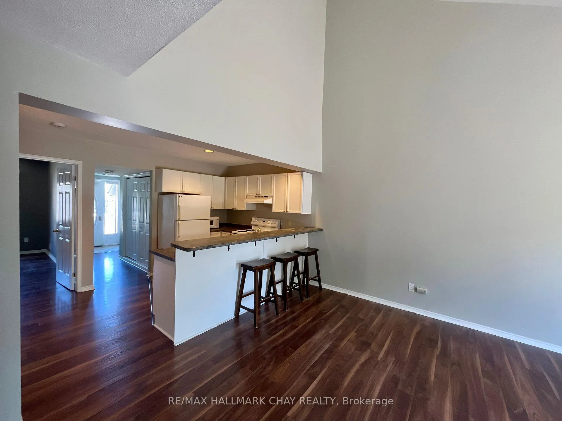 Photo 8 of Unit 16, 162 Settlers Way, Blue Mountains — HOMEH