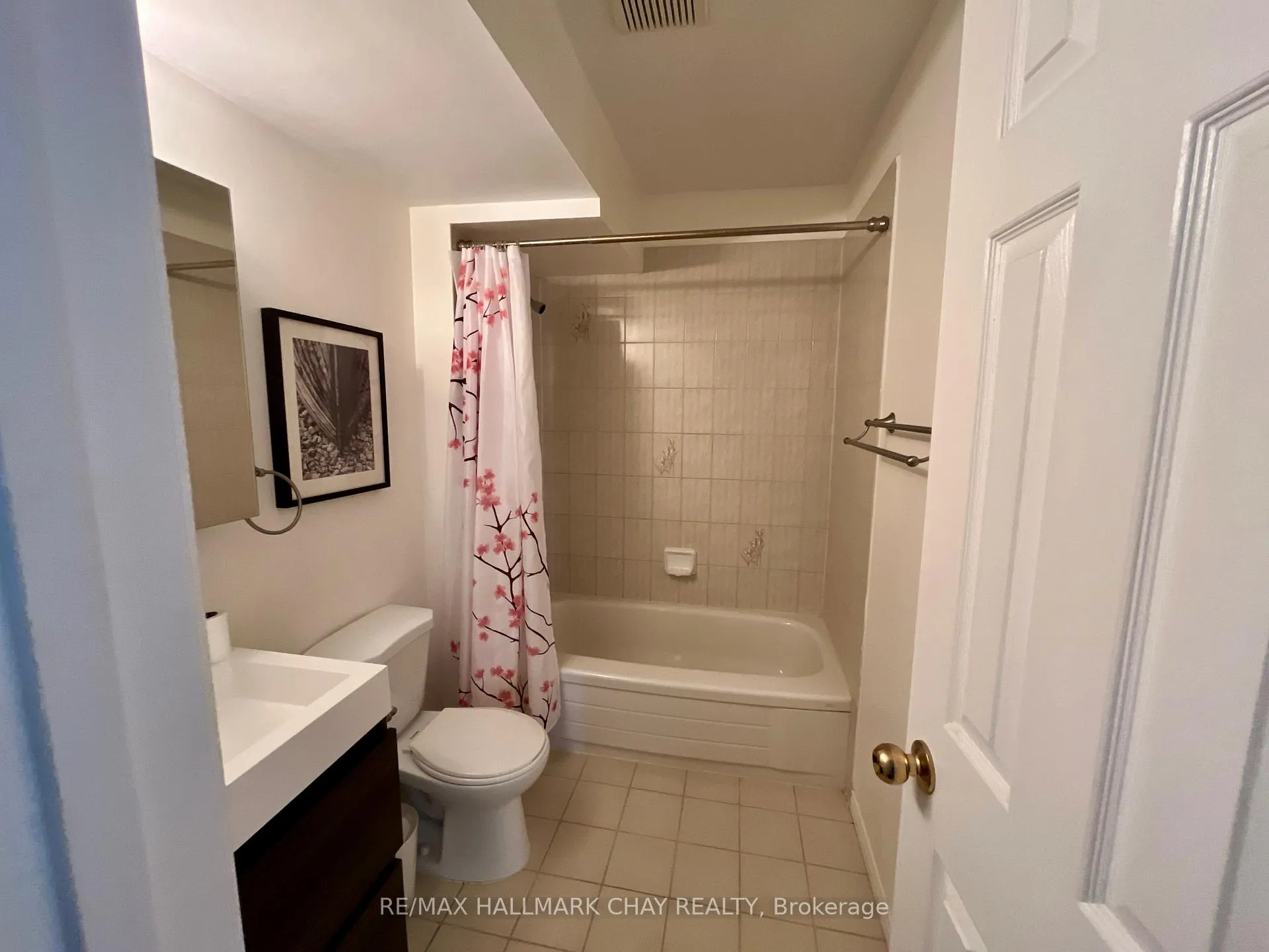 Photo 13 of Unit 16, 162 Settlers Way, Blue Mountains — HOMEH