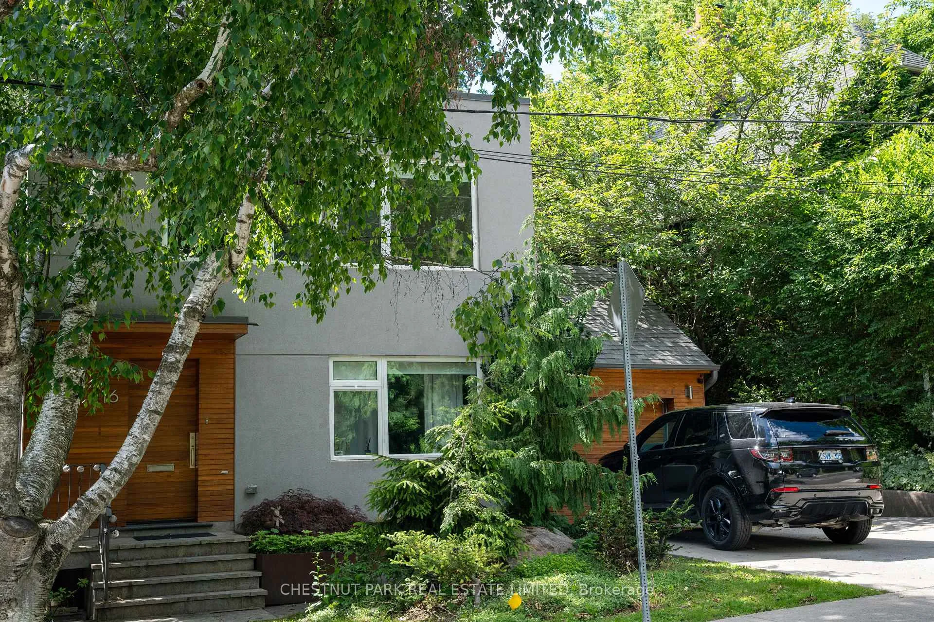 Photo 2 of 116 Boulton Drive, Toronto, Casa Loma — HOMEH