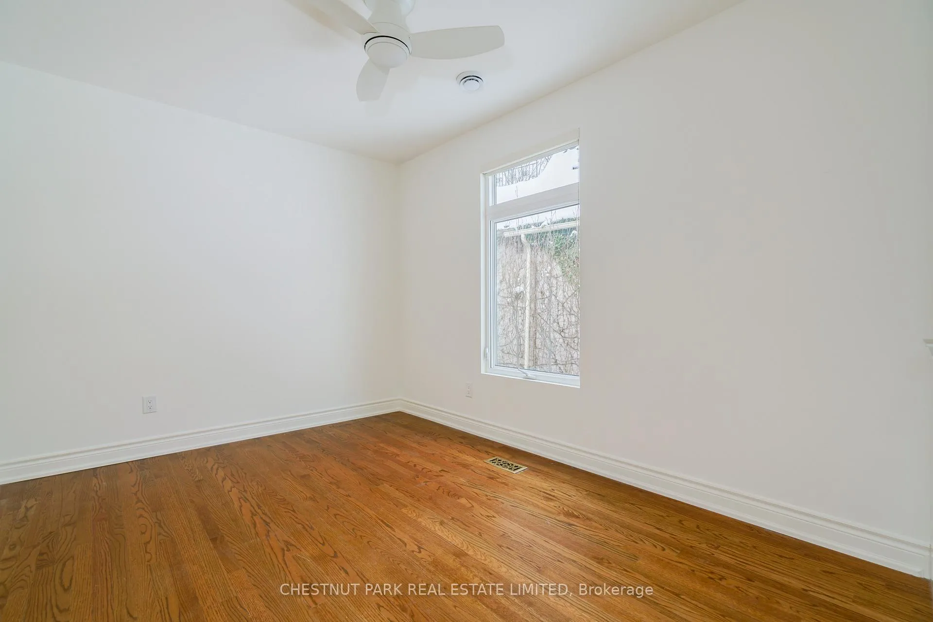 Photo 25 of 116 Boulton Drive, Toronto, Casa Loma — HOMEH