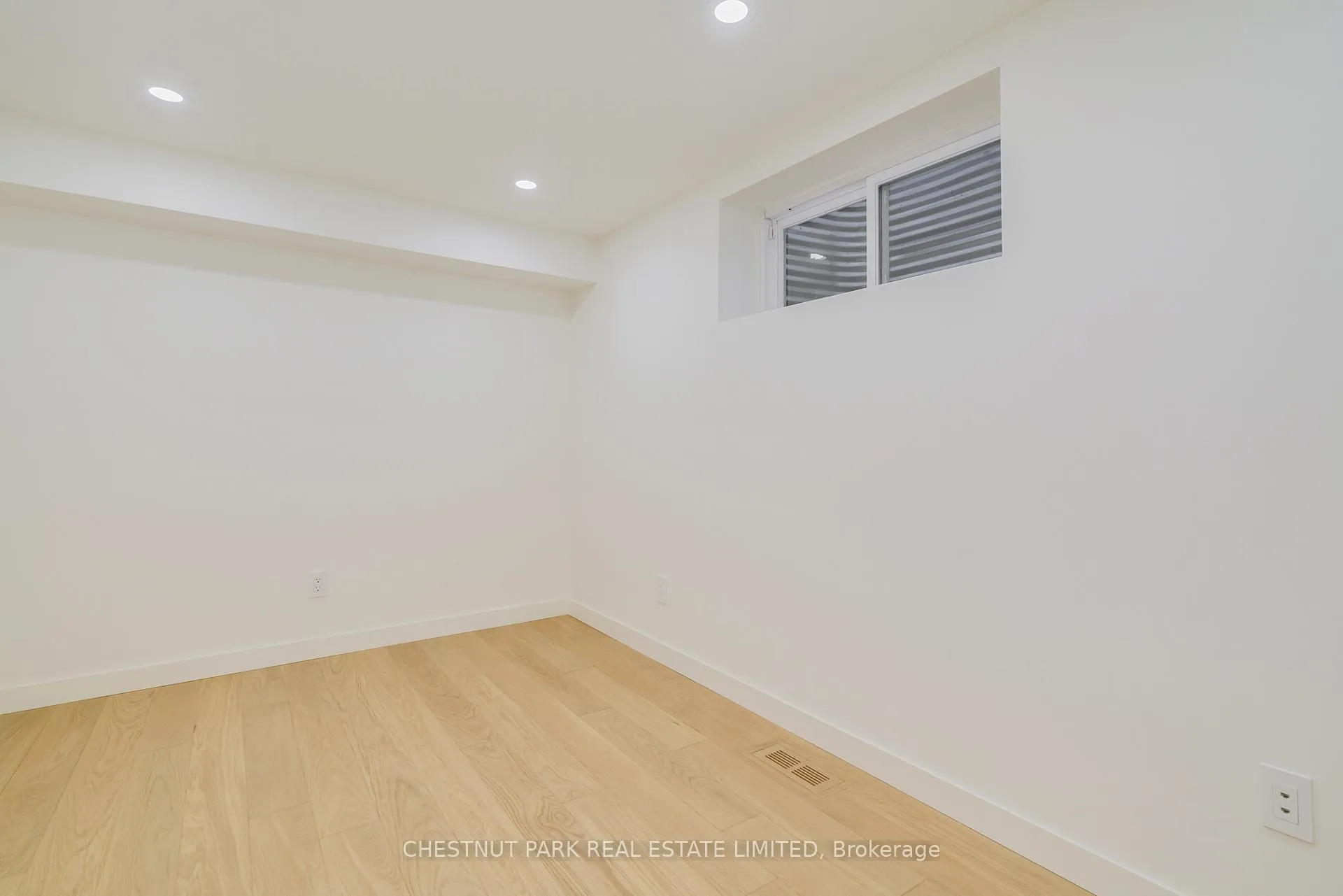 Photo 30 of 116 Boulton Drive, Toronto, Casa Loma — HOMEH