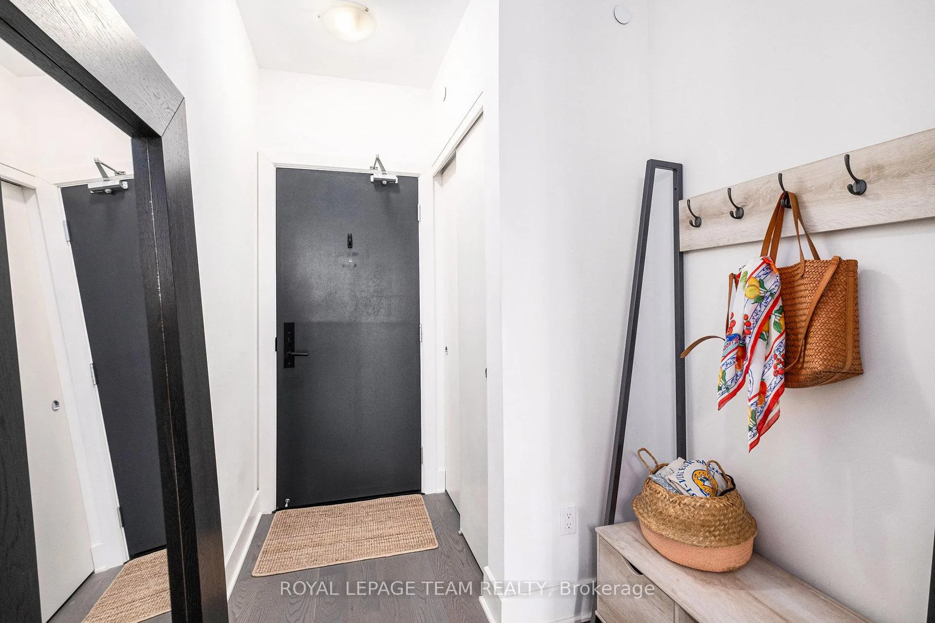 Photo 5 of Unit 714, 255 Bay Street, Ottawa, Ottawa Centre — HOMEH