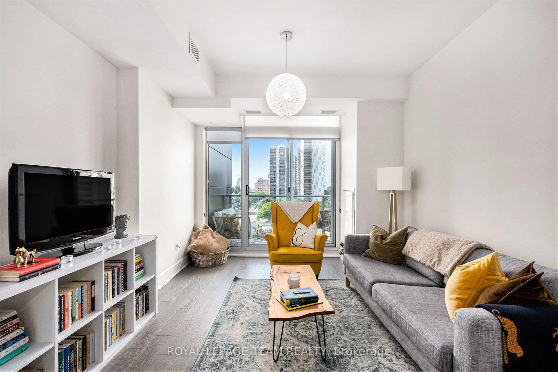 Photo 7 of Unit 714, 255 Bay Street, Ottawa, Ottawa Centre — HOMEH