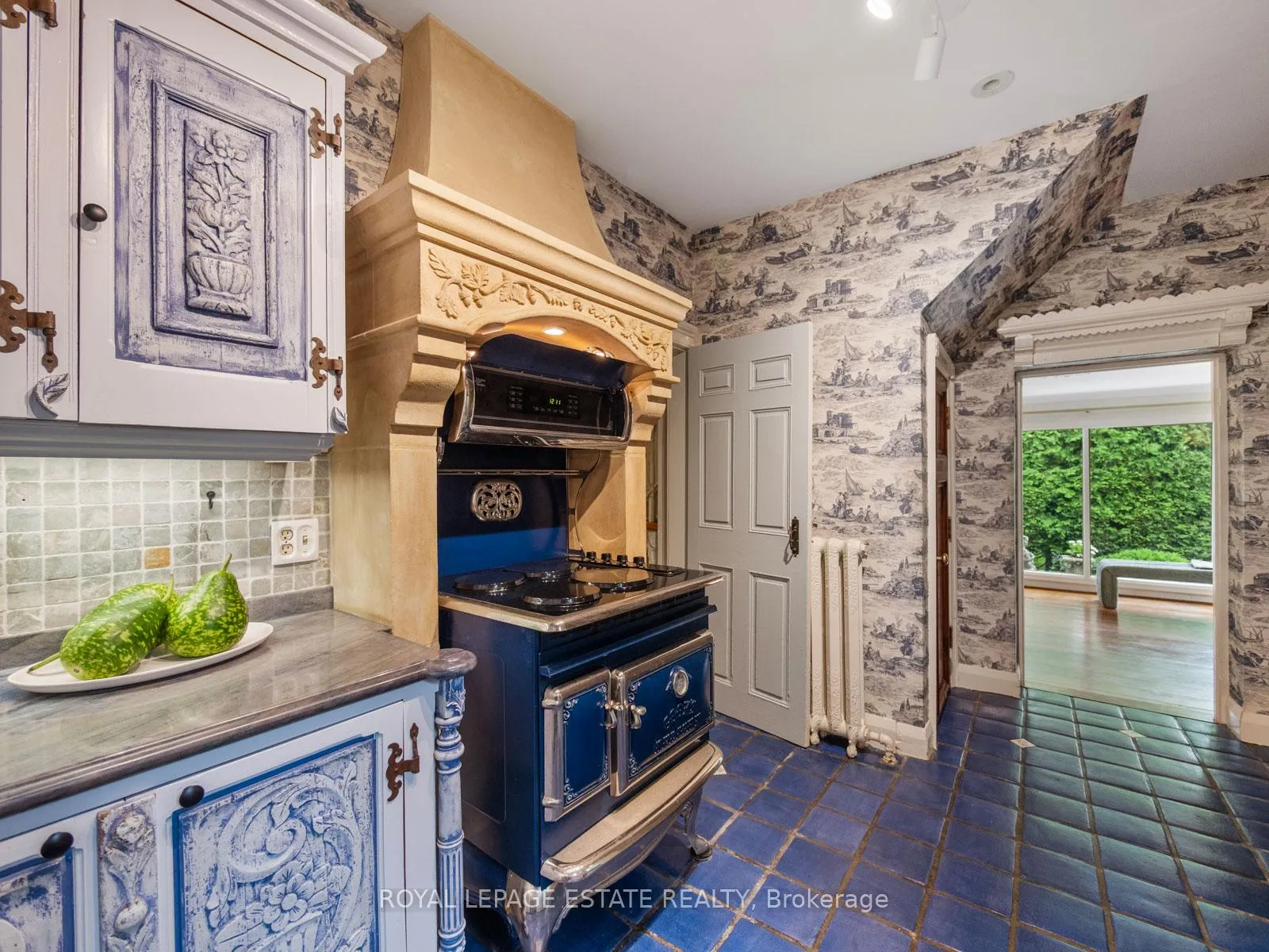 Photo 16 of 89 Main Street S, Markham, Vinegar Hill — HOMEH