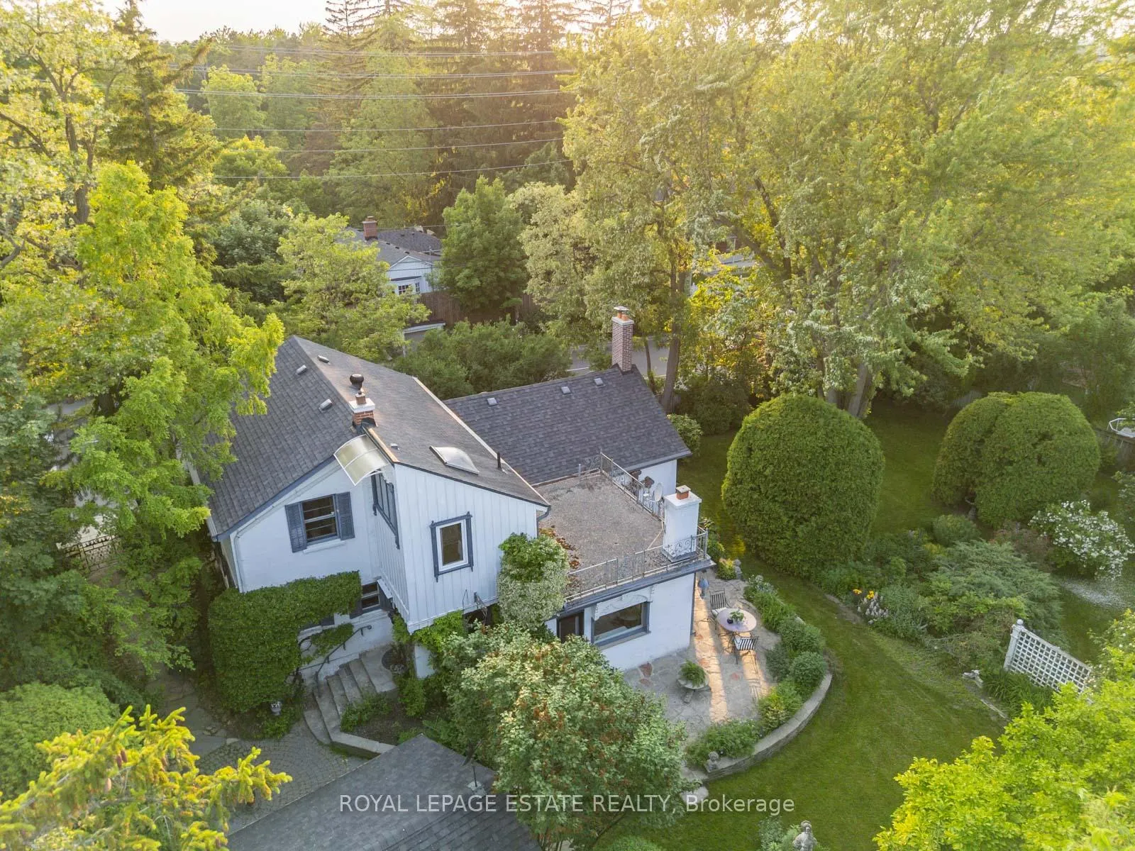 Photo of 89 Main Street S