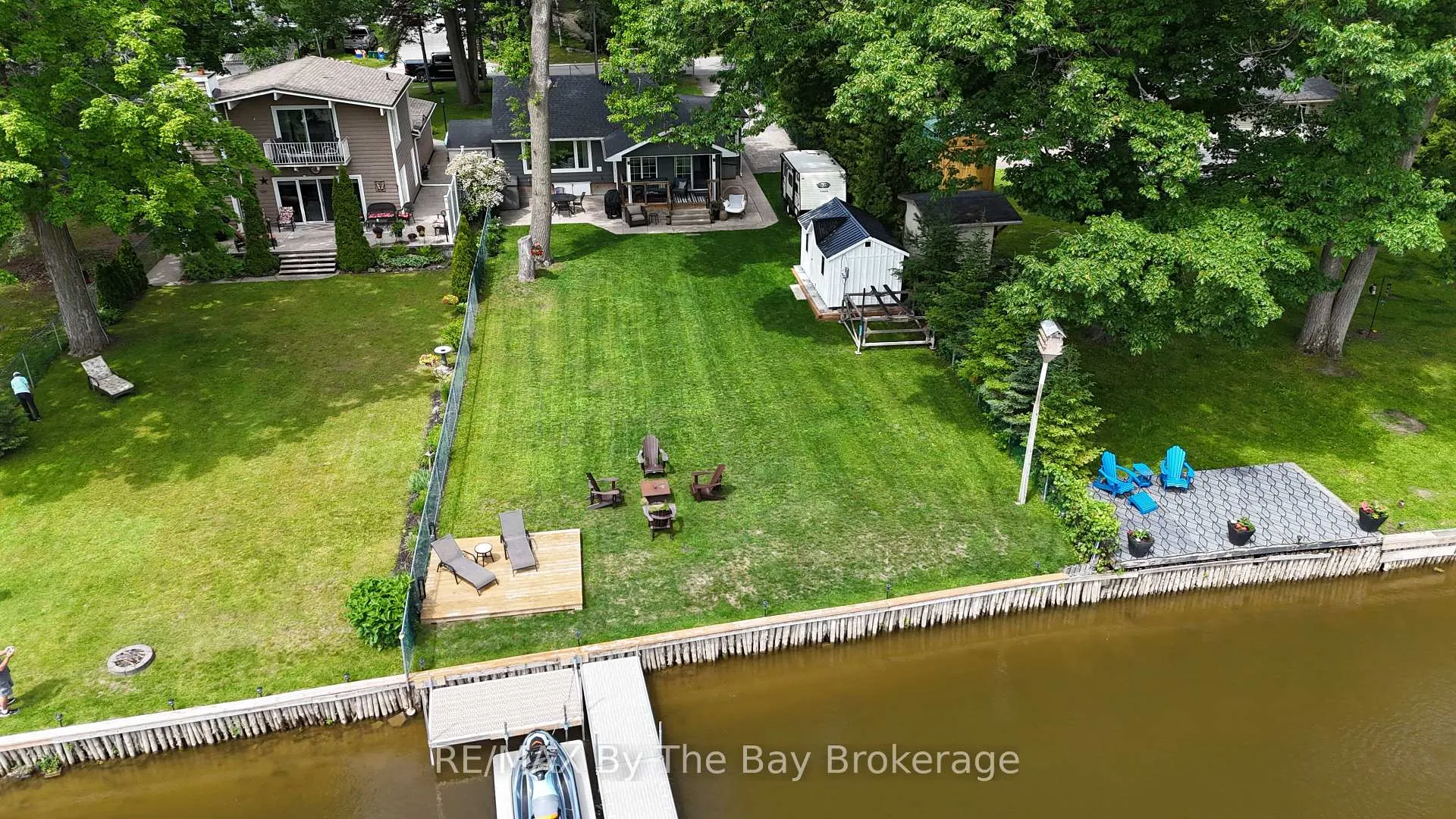 Photo 28 of 175 32nd Street S, Wasaga Beach — HOMEH