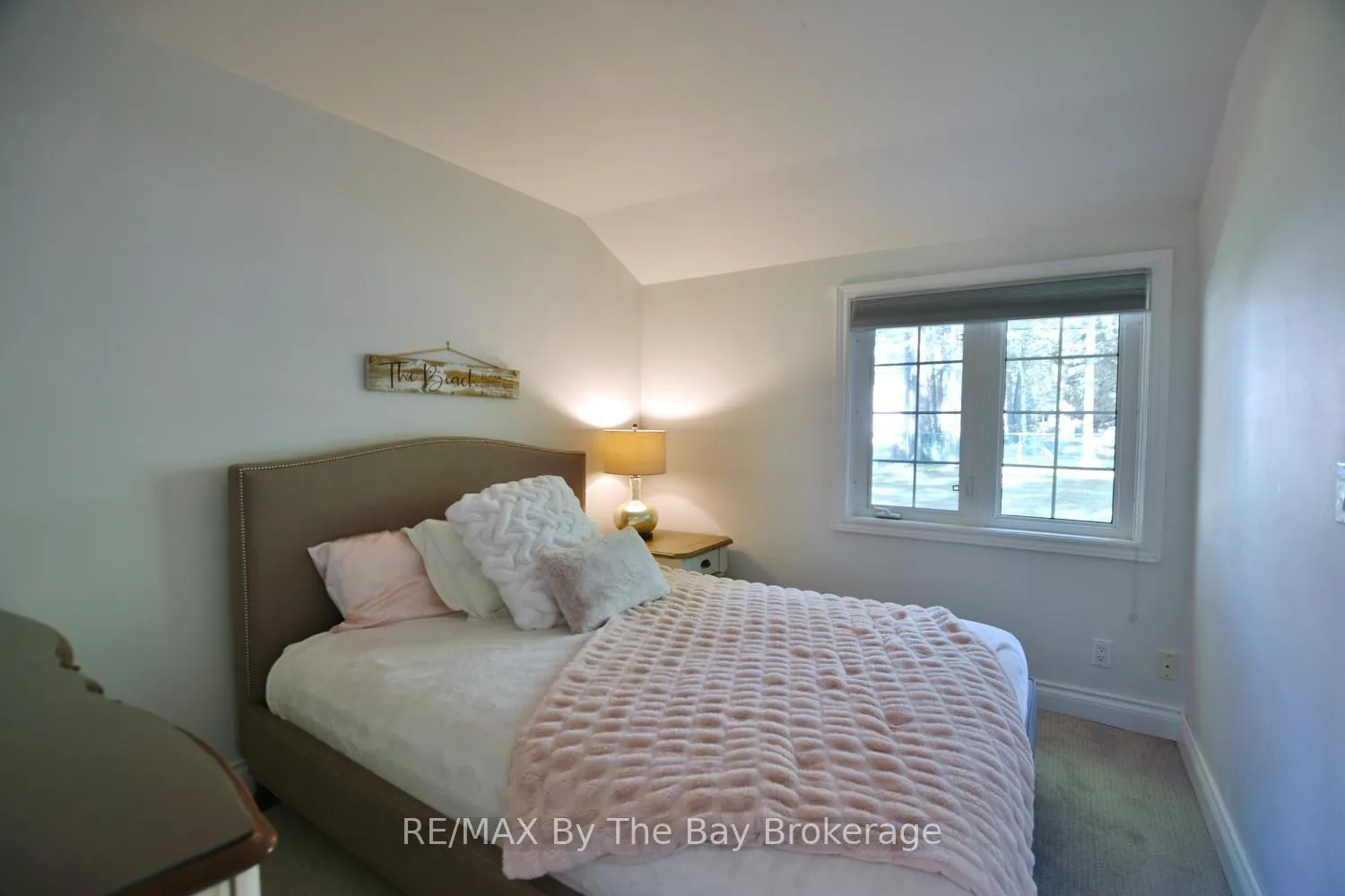 Photo 35 of 175 32nd Street S, Wasaga Beach — HOMEH